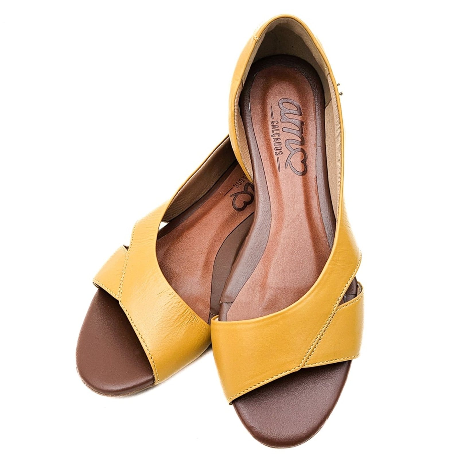 Vista 2 Sandália Rasteira em Couro Amo Calçados Moema Mostarda Amo Calçados amarelo