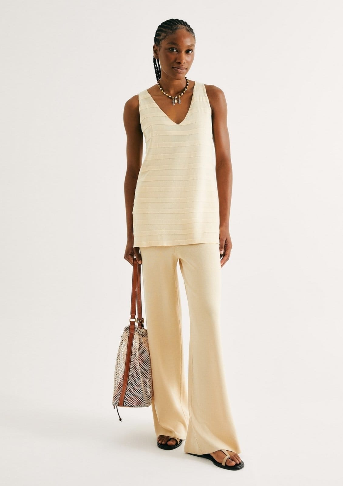 Calça Feminina Reta Em Tricô