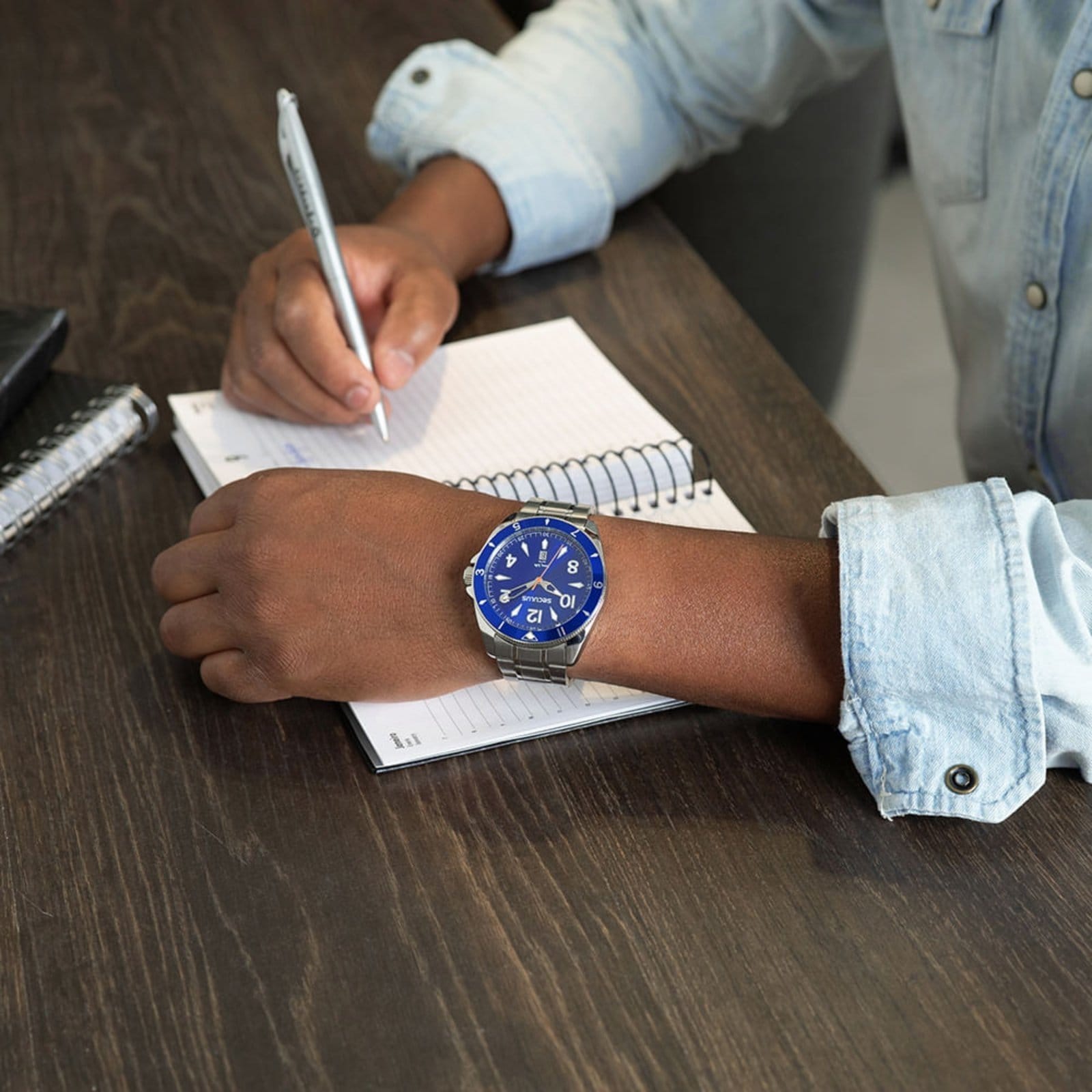 Vista 2 Relógio Masculino Aço Visor Azul e Calendário Prata Seculus prata azul