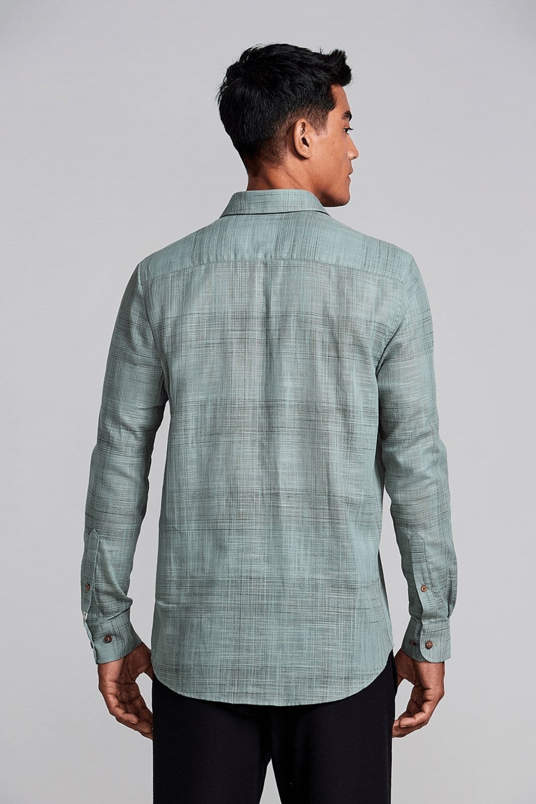 Vista 2 HIGHSTIL Camisa Slub Slim Fit Listrada HIGHSTIL verde
