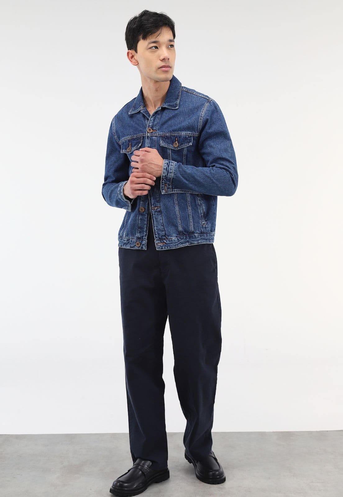 Vista 2 Calça Sarja GAP Reta Lisa Azul-Marinho GAP azul marinho