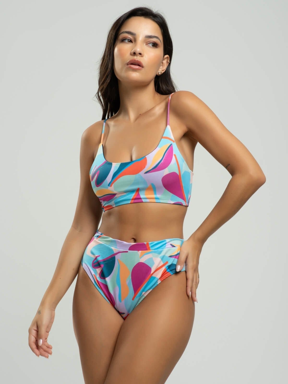 Vista 2 Biquini Faixa Calcinha Hot Pants Proteção Uv 50+ Vicbela Colorido Vicbela estampado/multicolorido