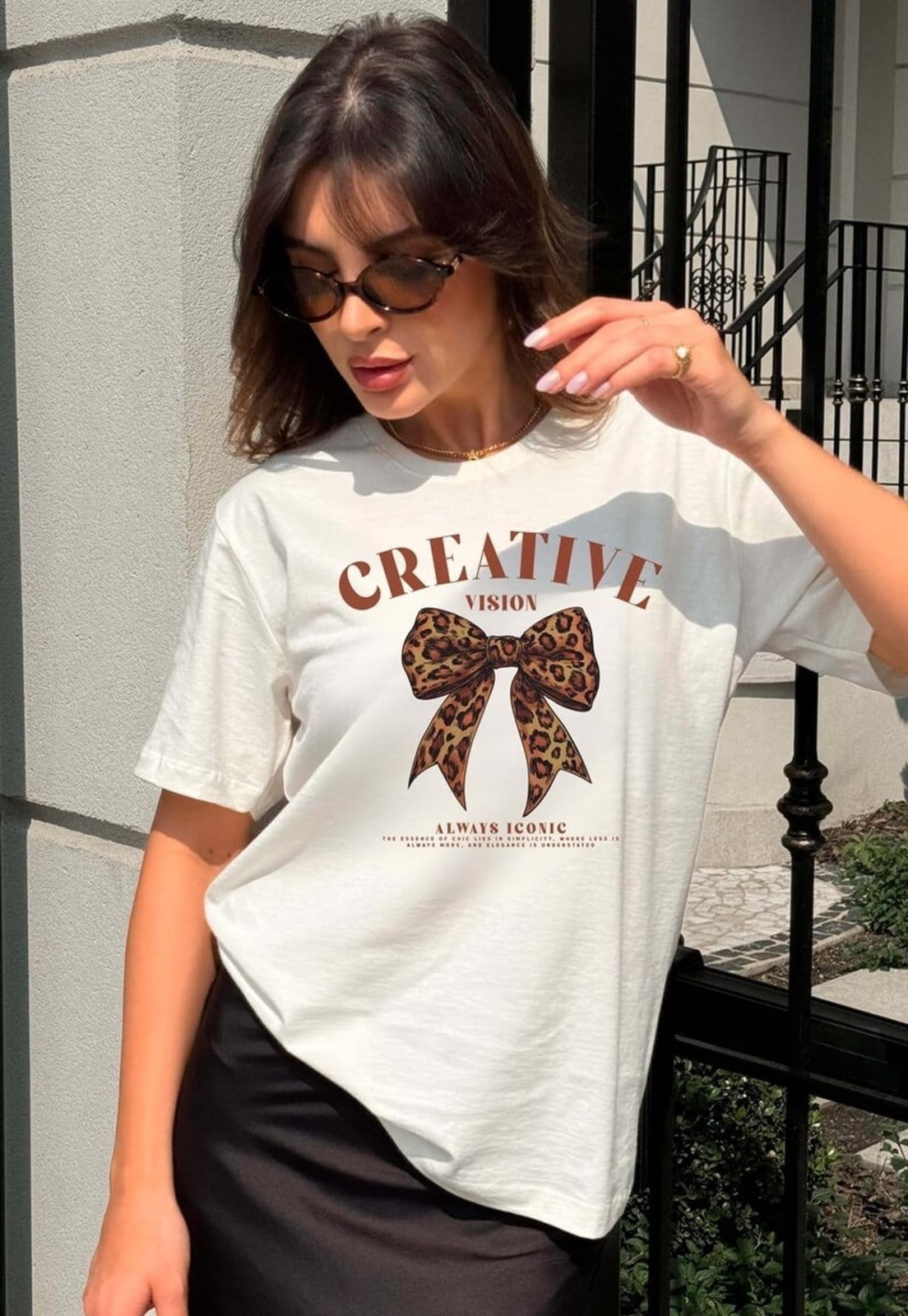 Camiseta Cianitas Off Estampa Laço Animal Print