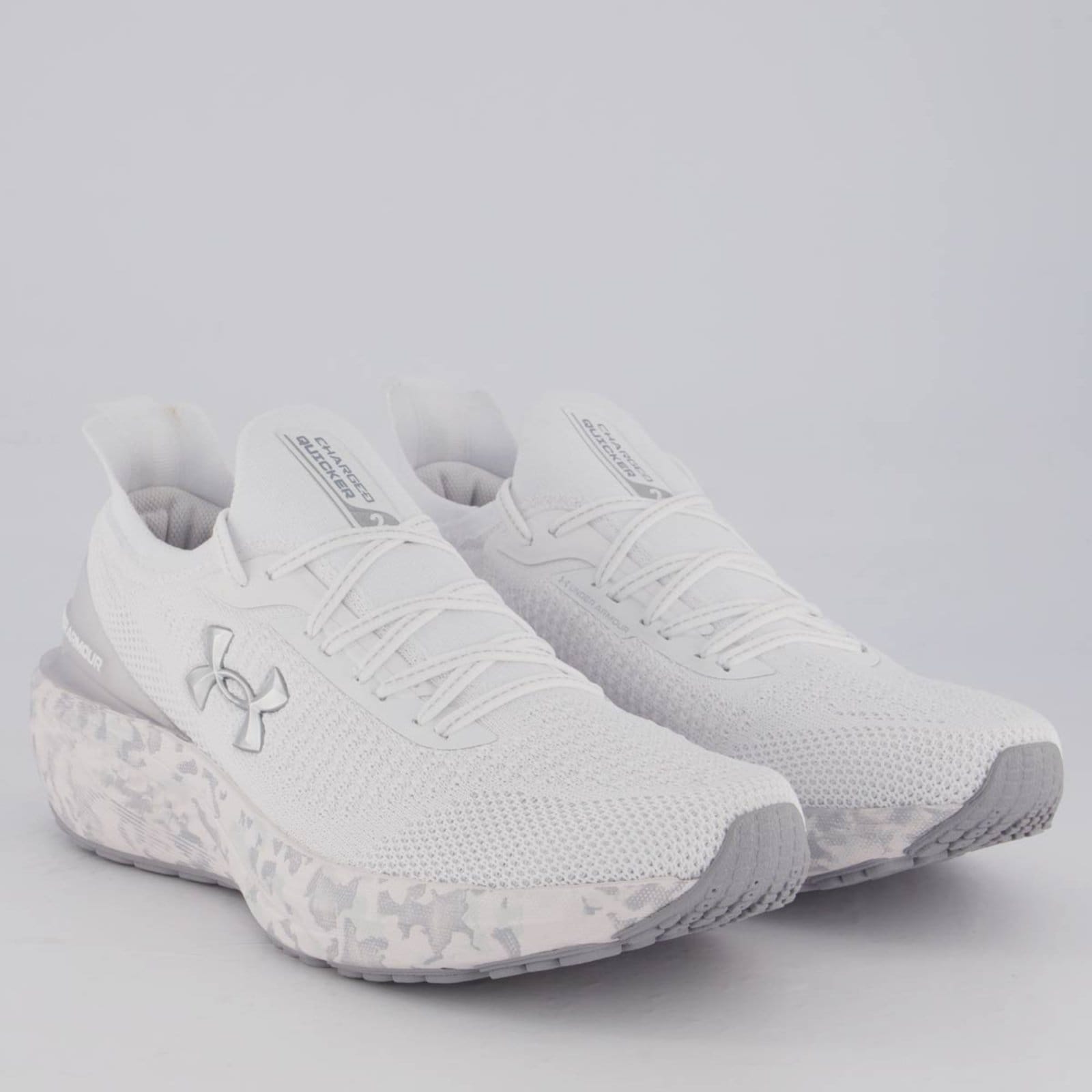 Tênis Under Armour Charged Quicker 2