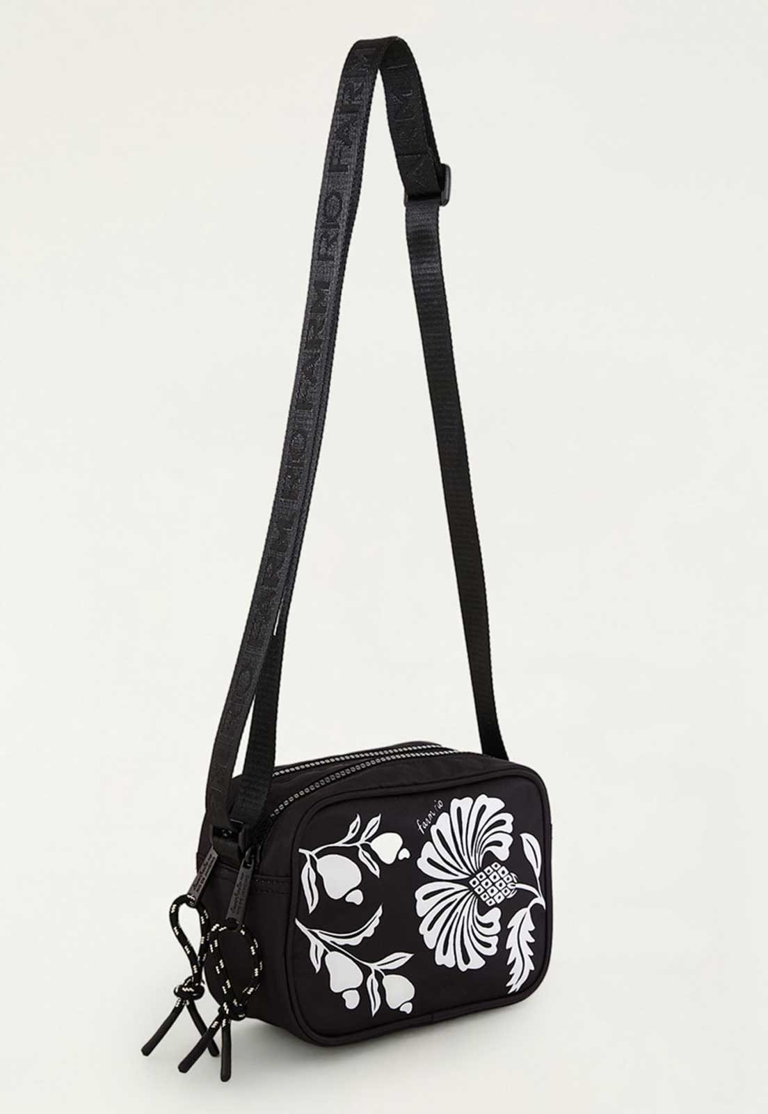 Vista 2 Bolsa Feminina FARM Chamego Sintra Preta FARM preto