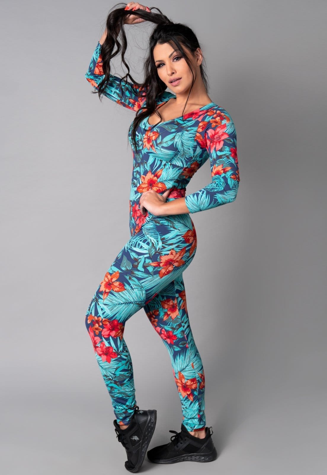 Vista 2 Macacão MVB Modas Longo Manga 3/4 Costa Fechada Fitness Suplex Amazônia Mvb Modas azul/verde