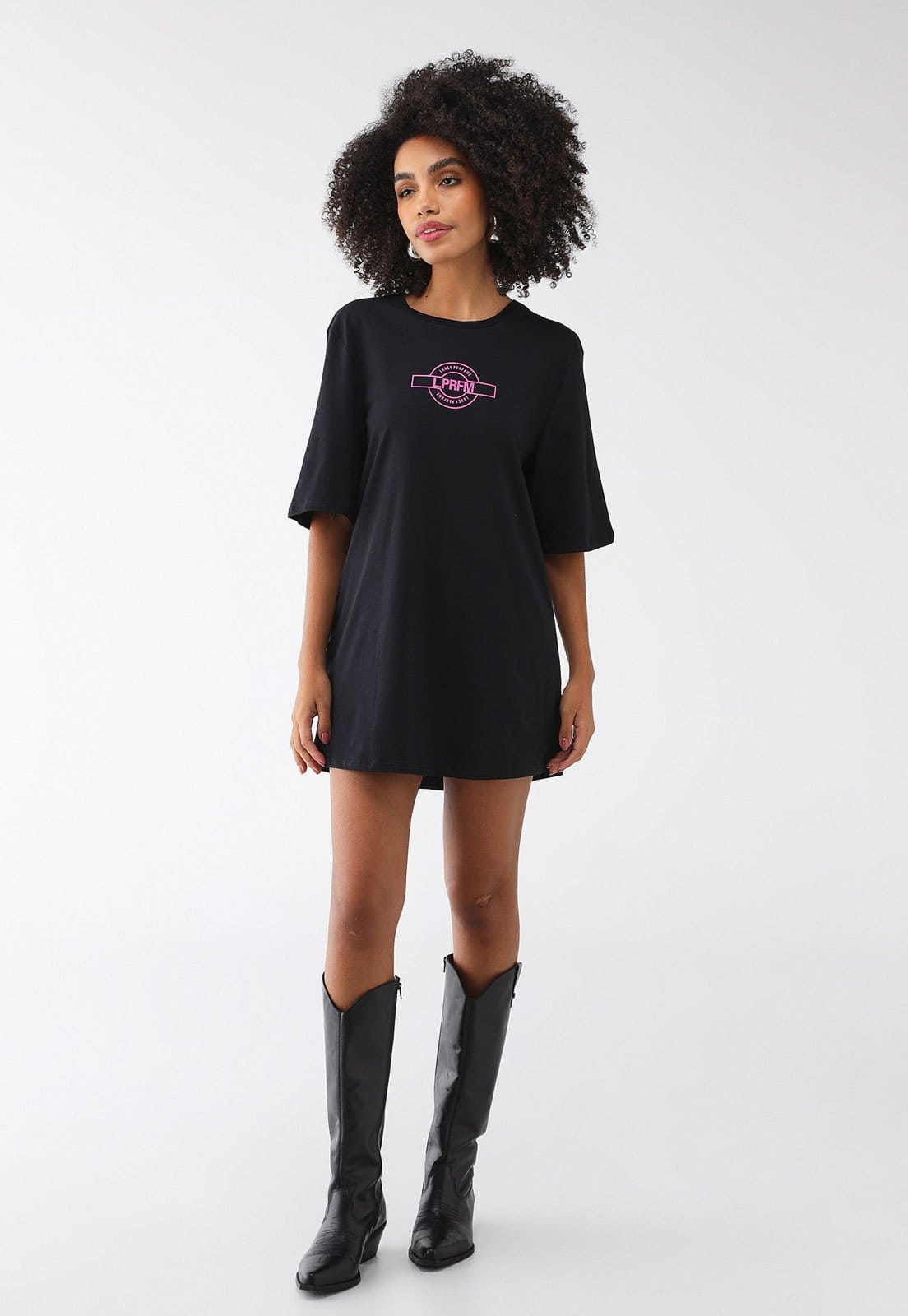 Vista 2 Vestido Lança Perfume Curto Oversized Logo Lança Perfume preto