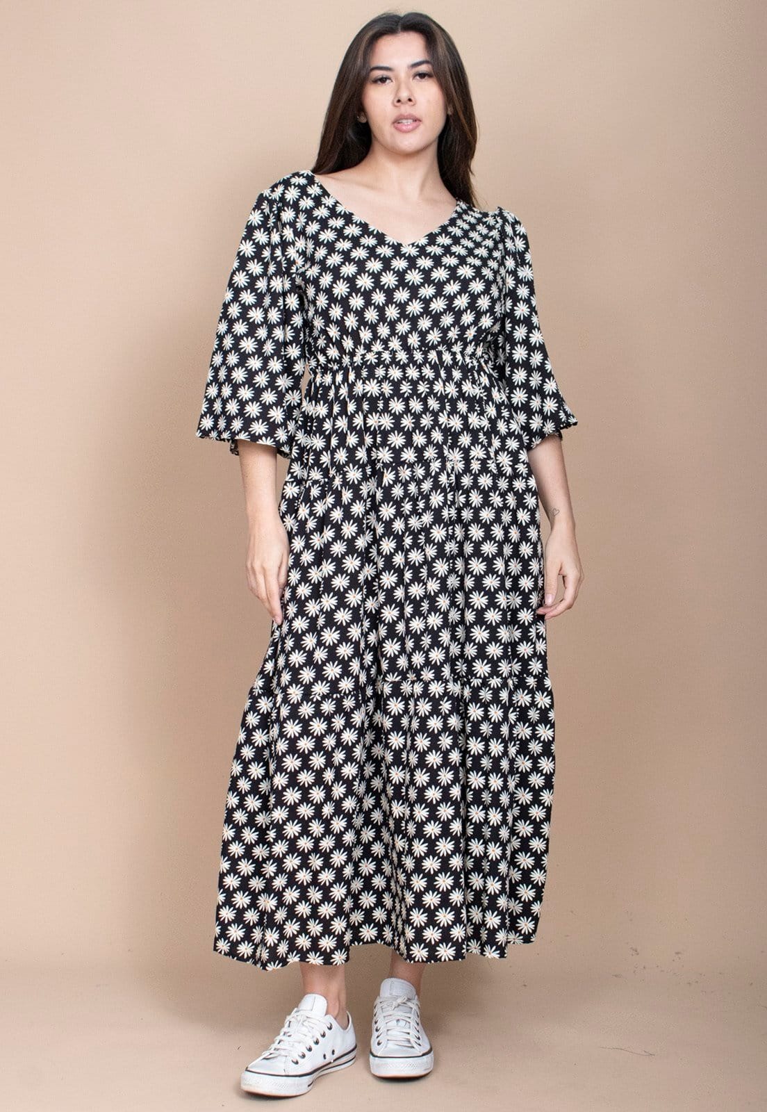 Vestido Longo Cabanafree Plano com Manga e Camadas Estampa Encanto das Margaridas