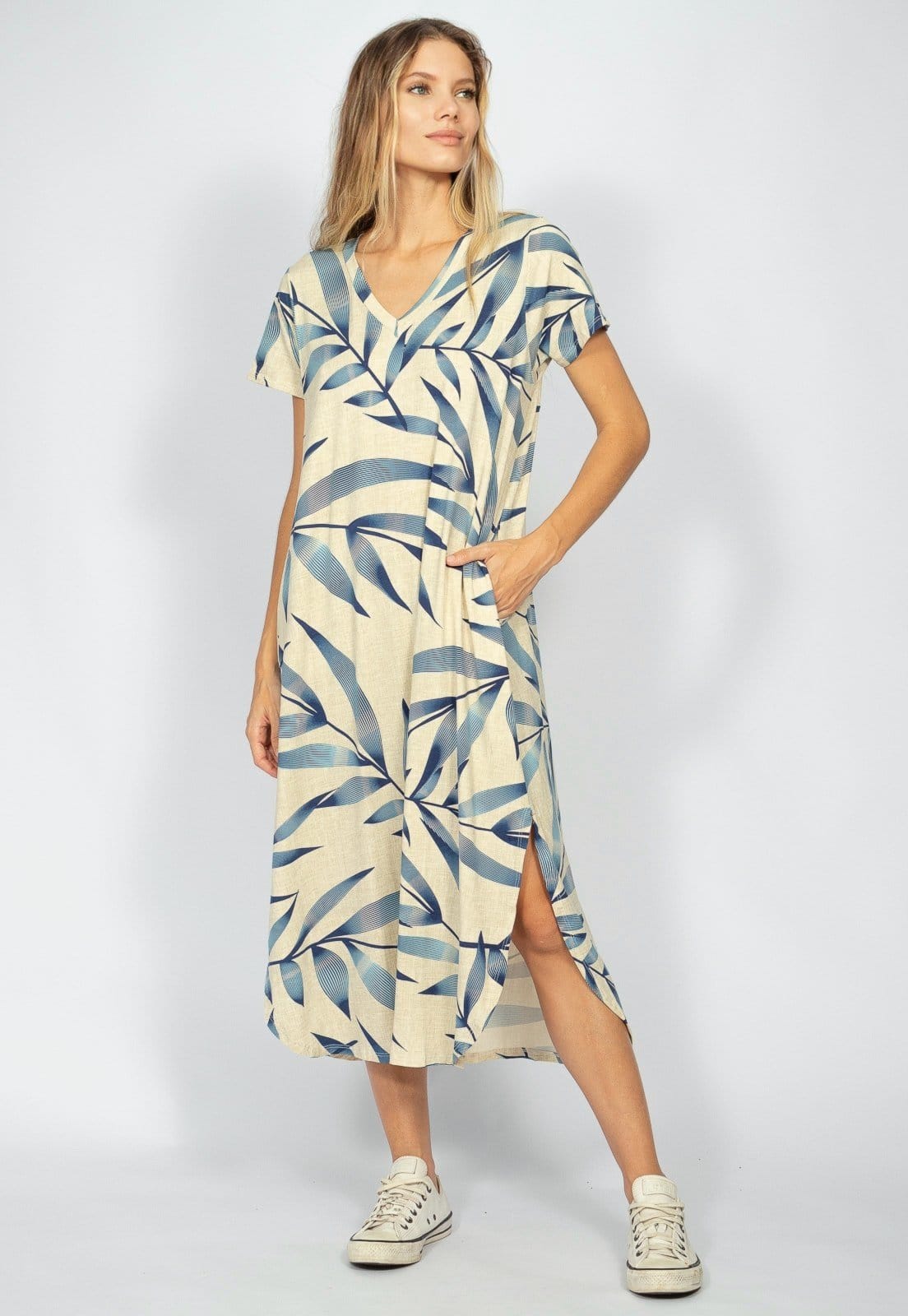 Vista 2 Vestido Midi Amazonia Vital Malha com Bolso Bambu l Amazonia Vital azul/estampado/azul