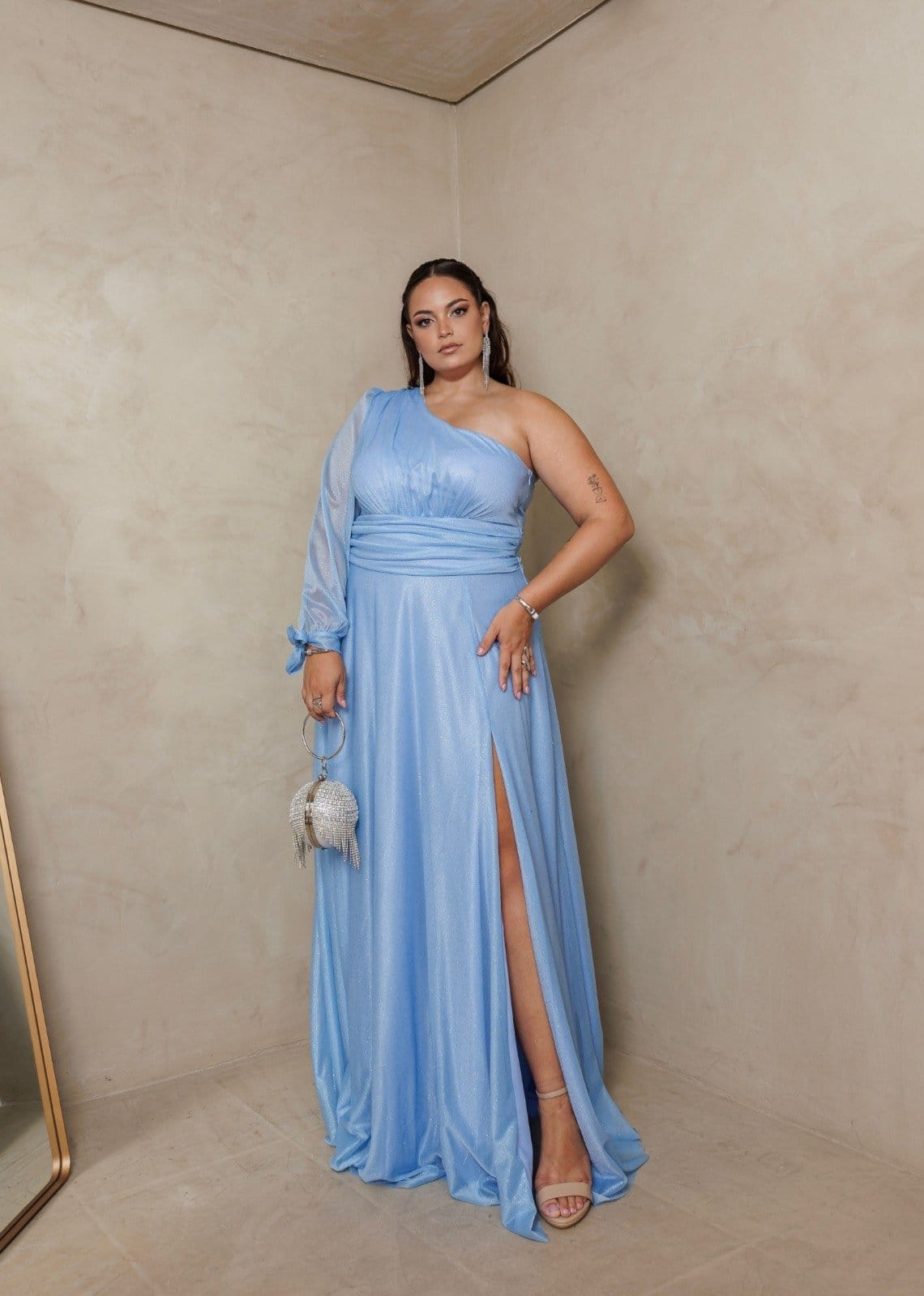 Vestido Longo de Festa Plus Size Madrinhas Nula Manga com Fenda Glaucia Serenity