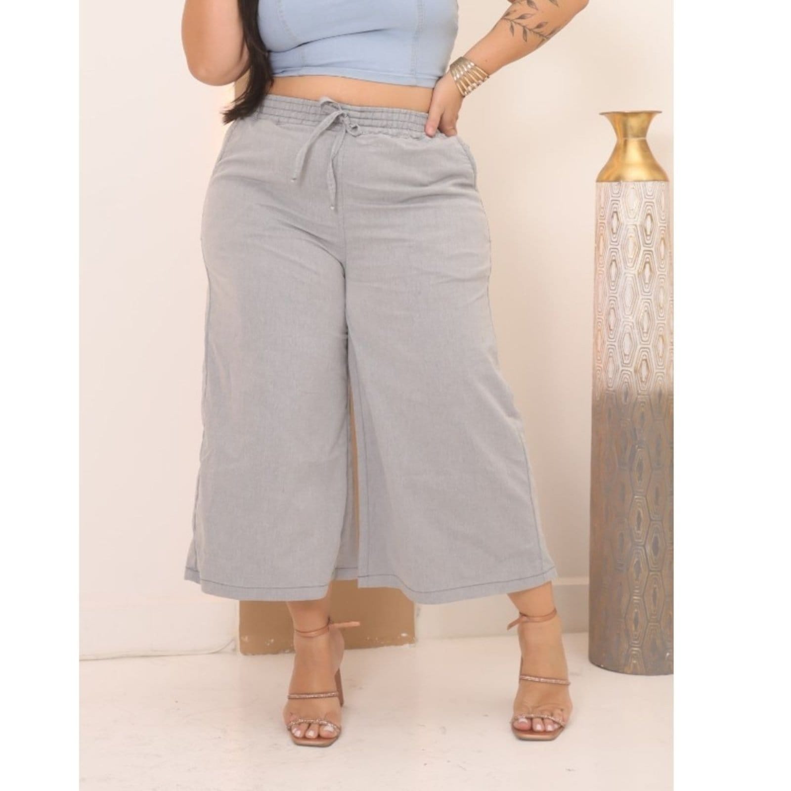 Calça Pantacourt Feminina Alleppo Jeans Plus Size com Elástico na Cintura
