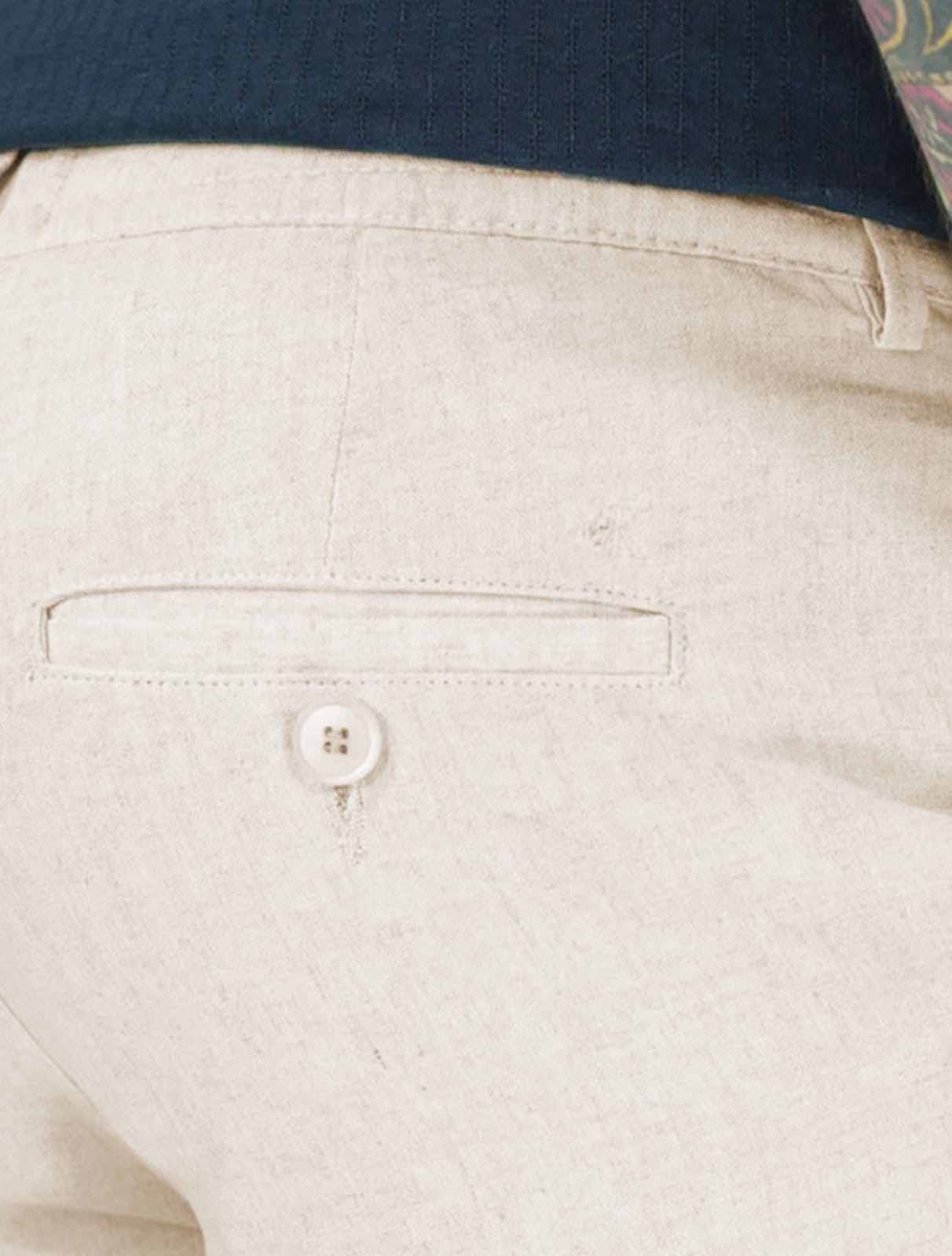 Vista 2 Bermuda Calvin Klein Jeans Masculina Cadarço Linen Caqui Calvin Klein cáqui caqui