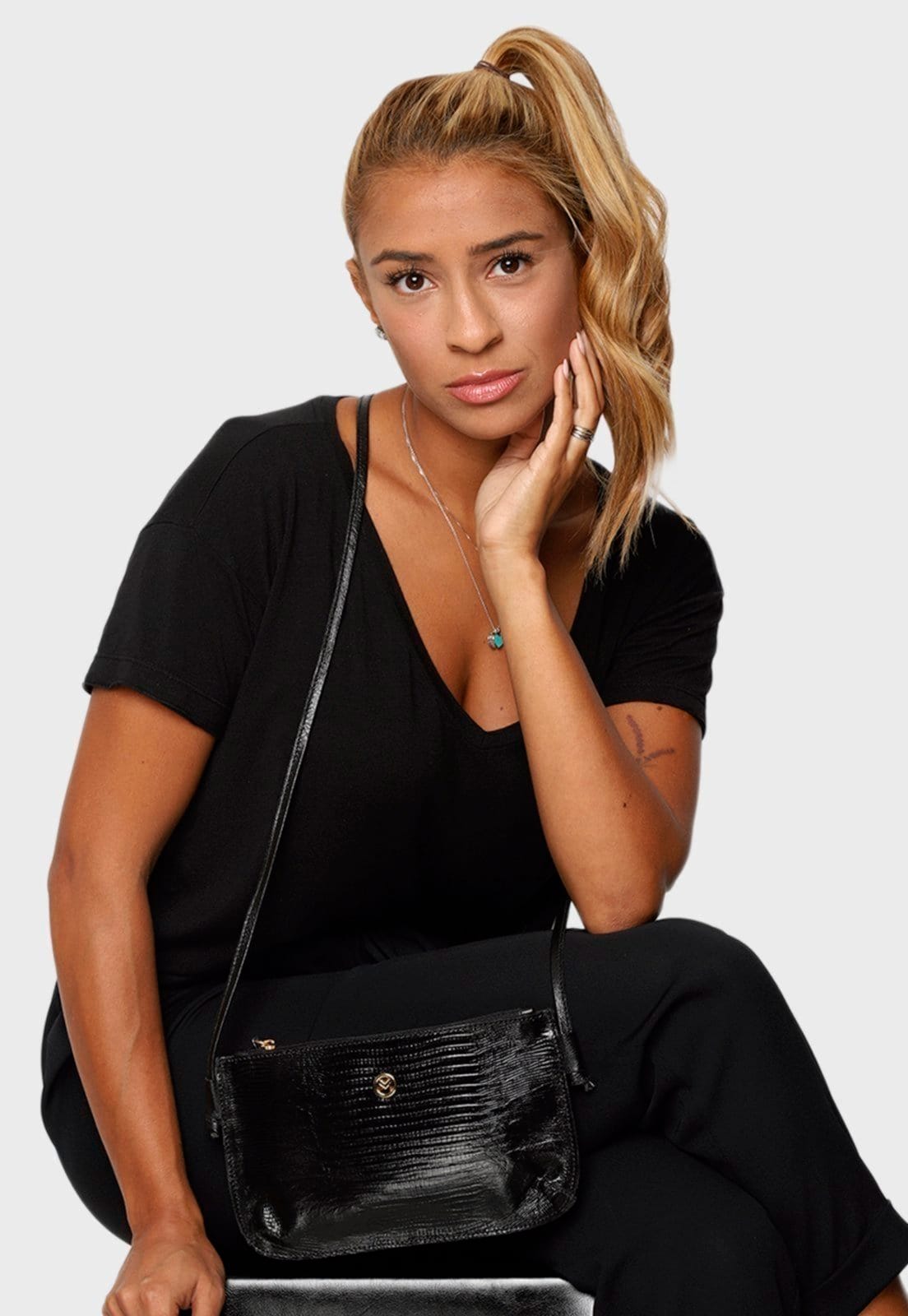 Bolsa Transversal Couro Mariart Lezard 201L Preta