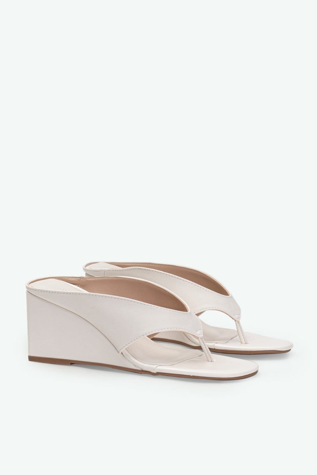 Vista 2 Tamanco Erica Off White Suzana Santos off-white white