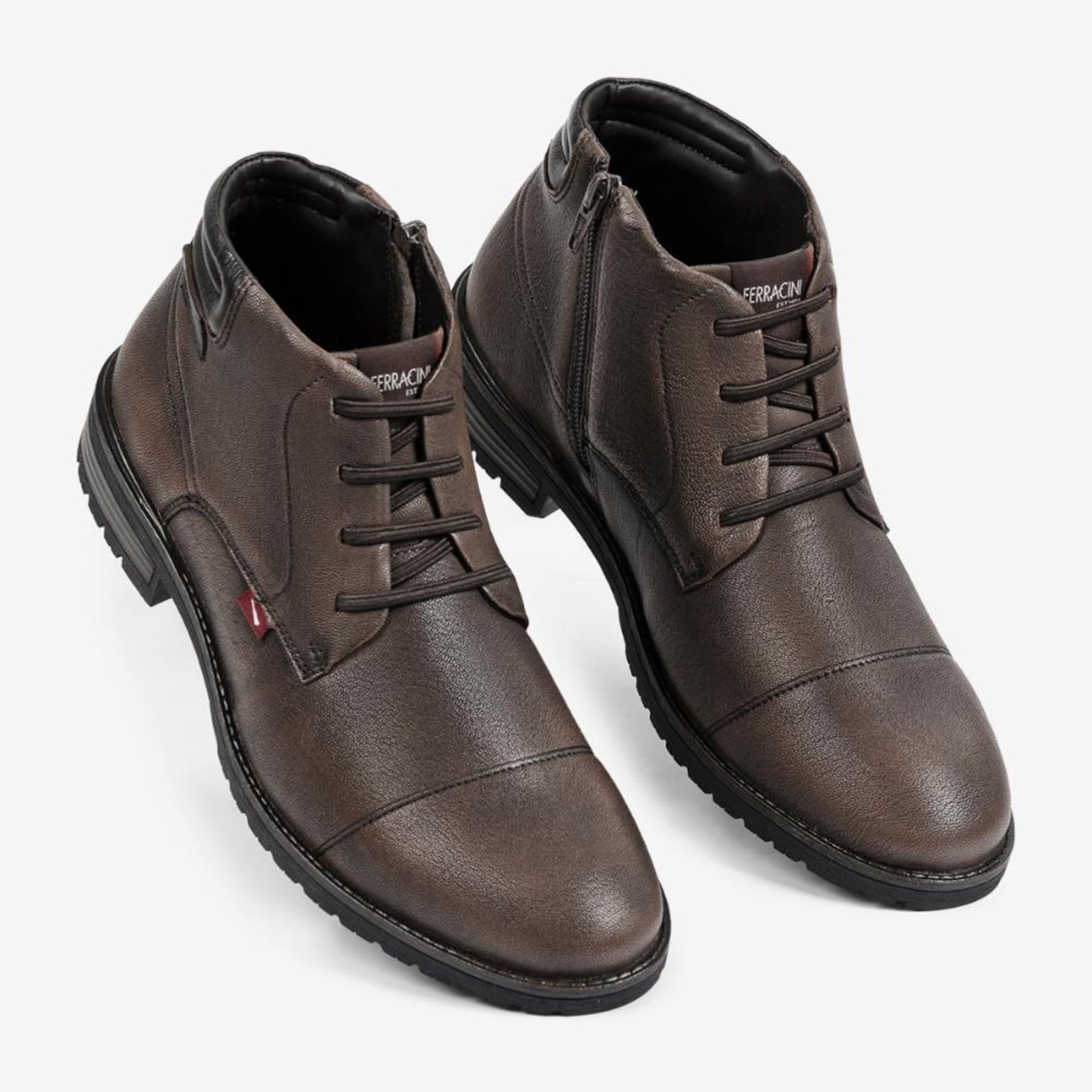 Vista 2 Bota Bagda Ferracini de Couro com Calce Fácil e com Zíper FERRACINI marrom