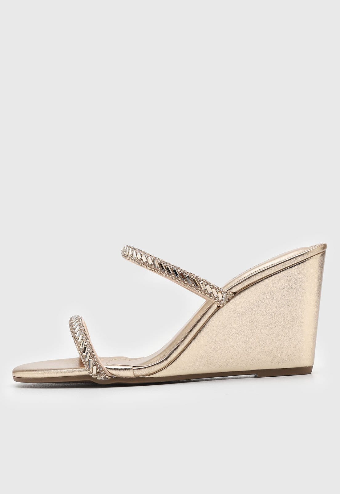 Sandália Feminina Via Marte Salto Anabela Pedrarias Dourada