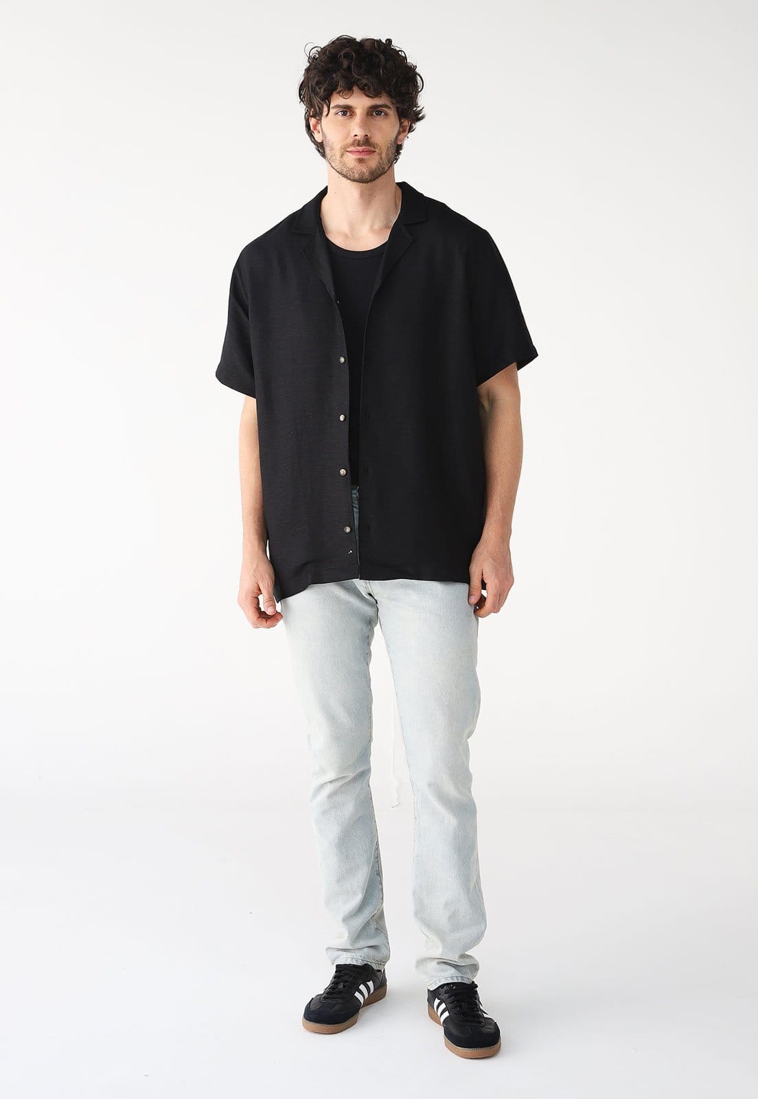 Vista 2 Camisa Colcci Oversized Lisa Preta Colcci preto