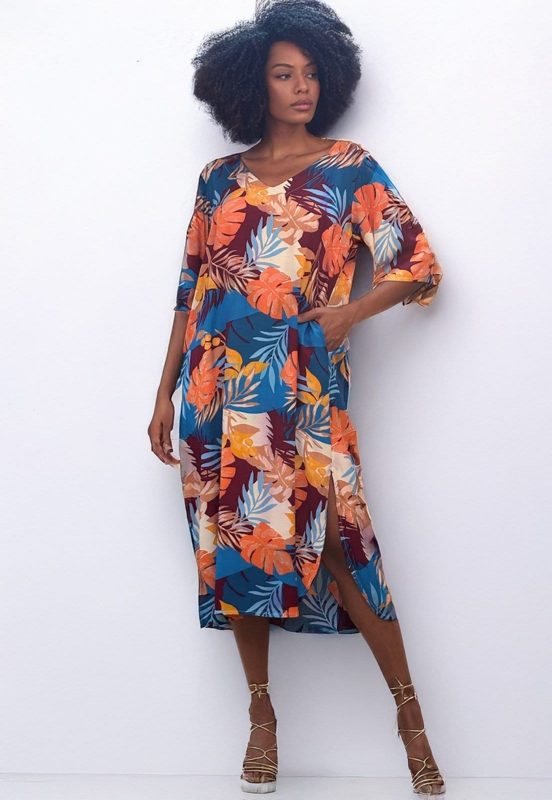 Vestido Midi Amazonia Vital Abapã Plano com Bolso Estampa Aurora Profunda