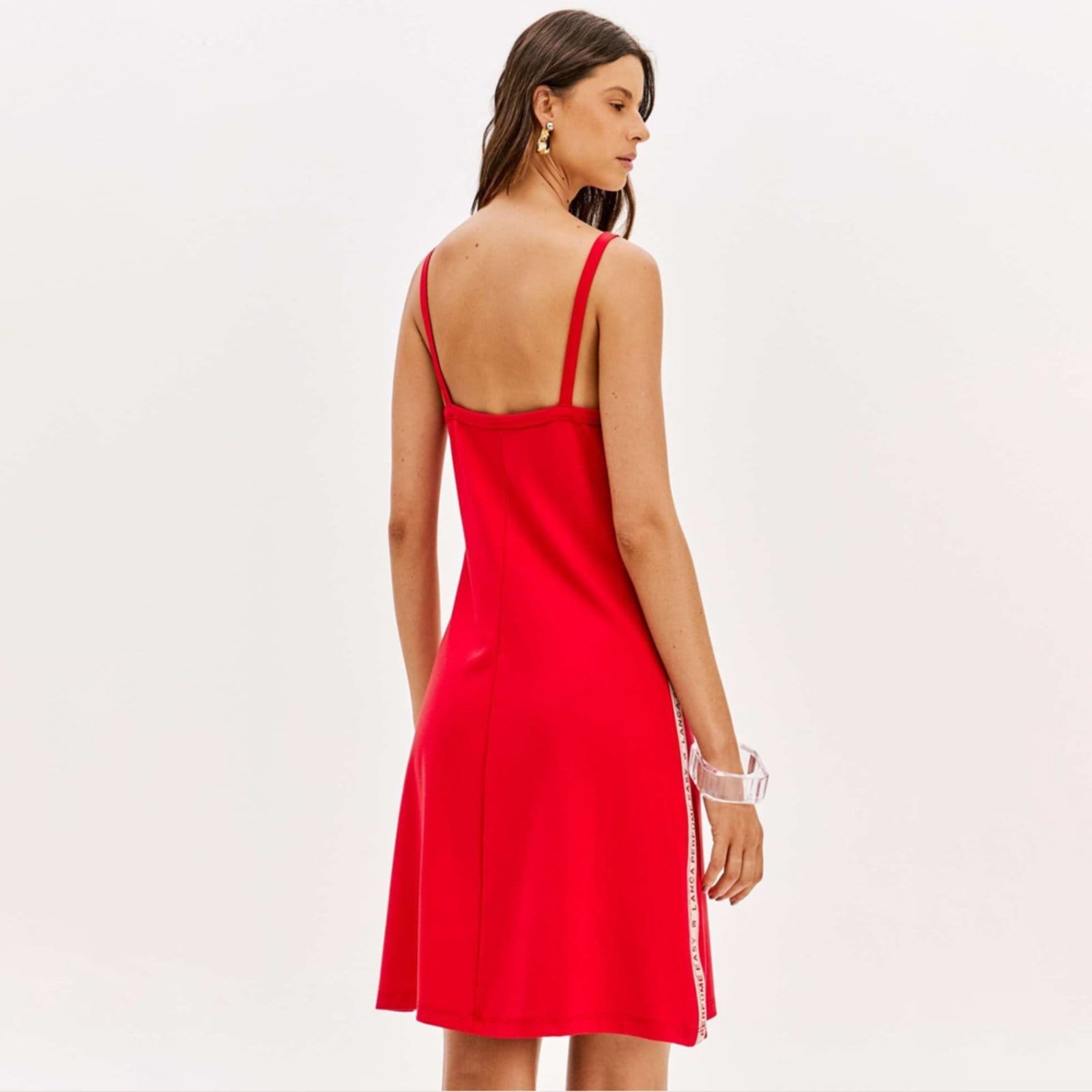 Vista 2 Vestido Curto Easy Lança Perfume Line Pr26 Feminino Easy Lança perfume vermelho