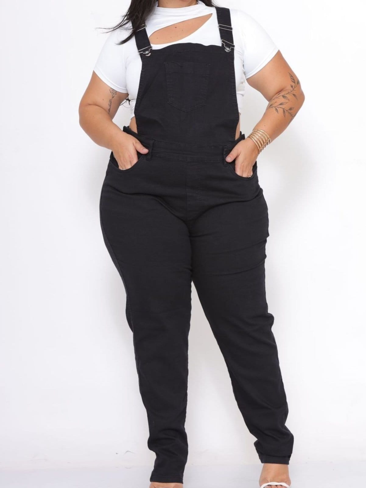 Macacão Jardineira Feminino Plus Size