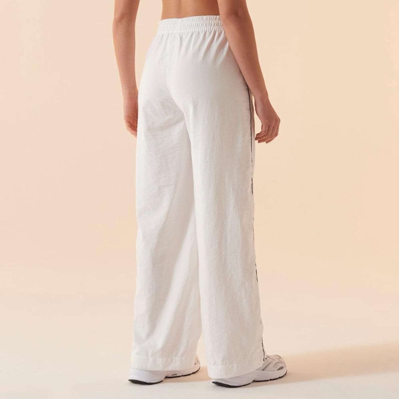 Vista 2 Calça Fila Wide F-Box Feminina Fila incolor