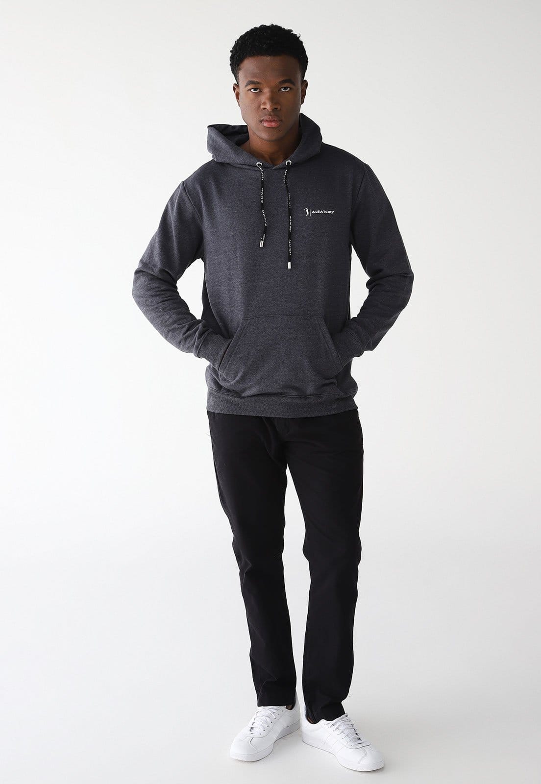 Vista 2 Calça Sarja Colcci Slim Amarração Preta Colcci preto