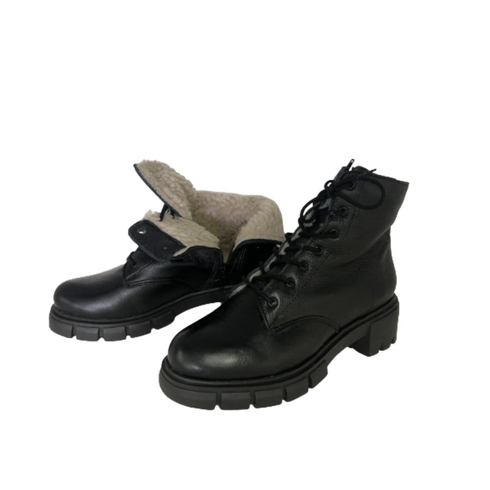 Vista principal Coturno Lã Sintética Cano Baixo Bico Redondo Couro Salto 3 CM Spinelli preto