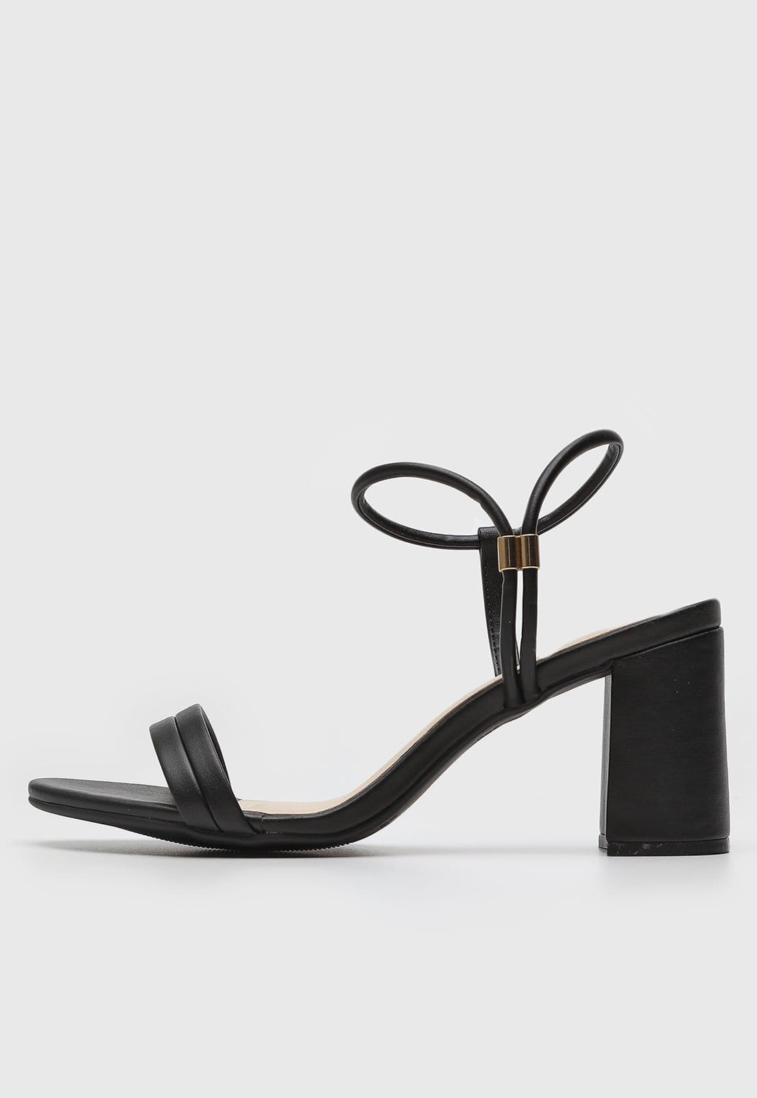 Sandália Feminina cê Salto Quadrado Preta