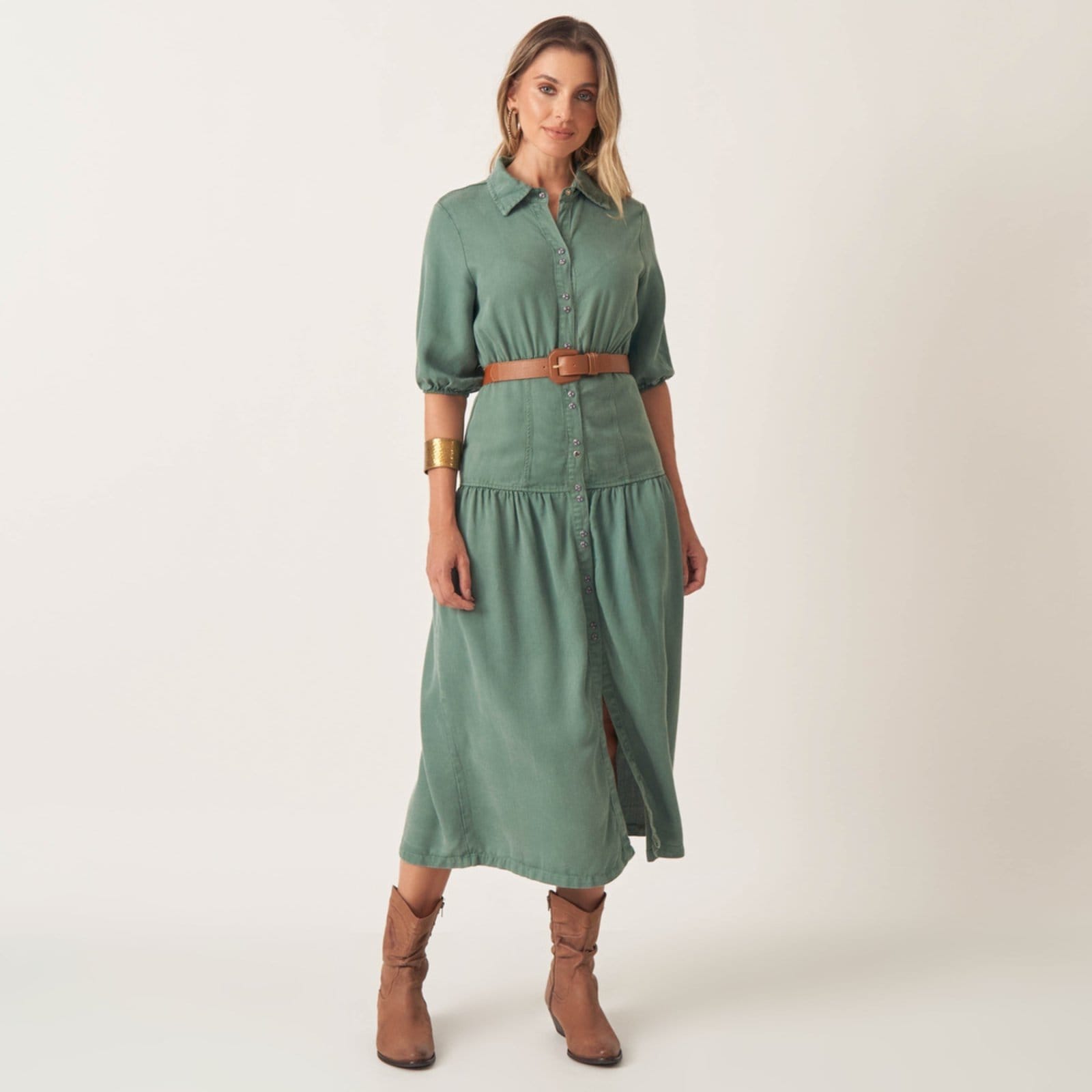 Vestido Jeans Leve Cintura Marcada Franzida