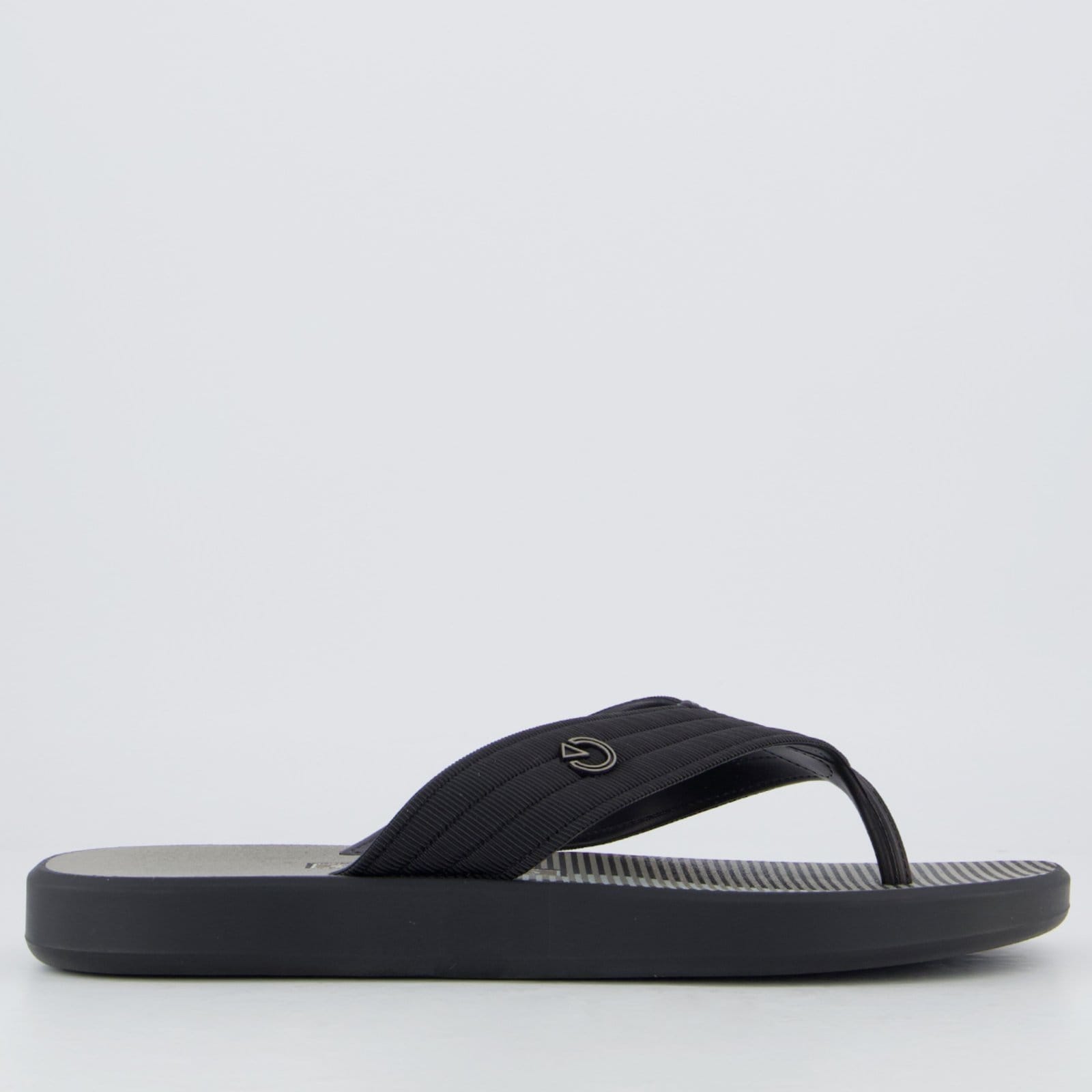 Vista 2 Chinelo Cartago Montreal e Marrom CARTAGO preto