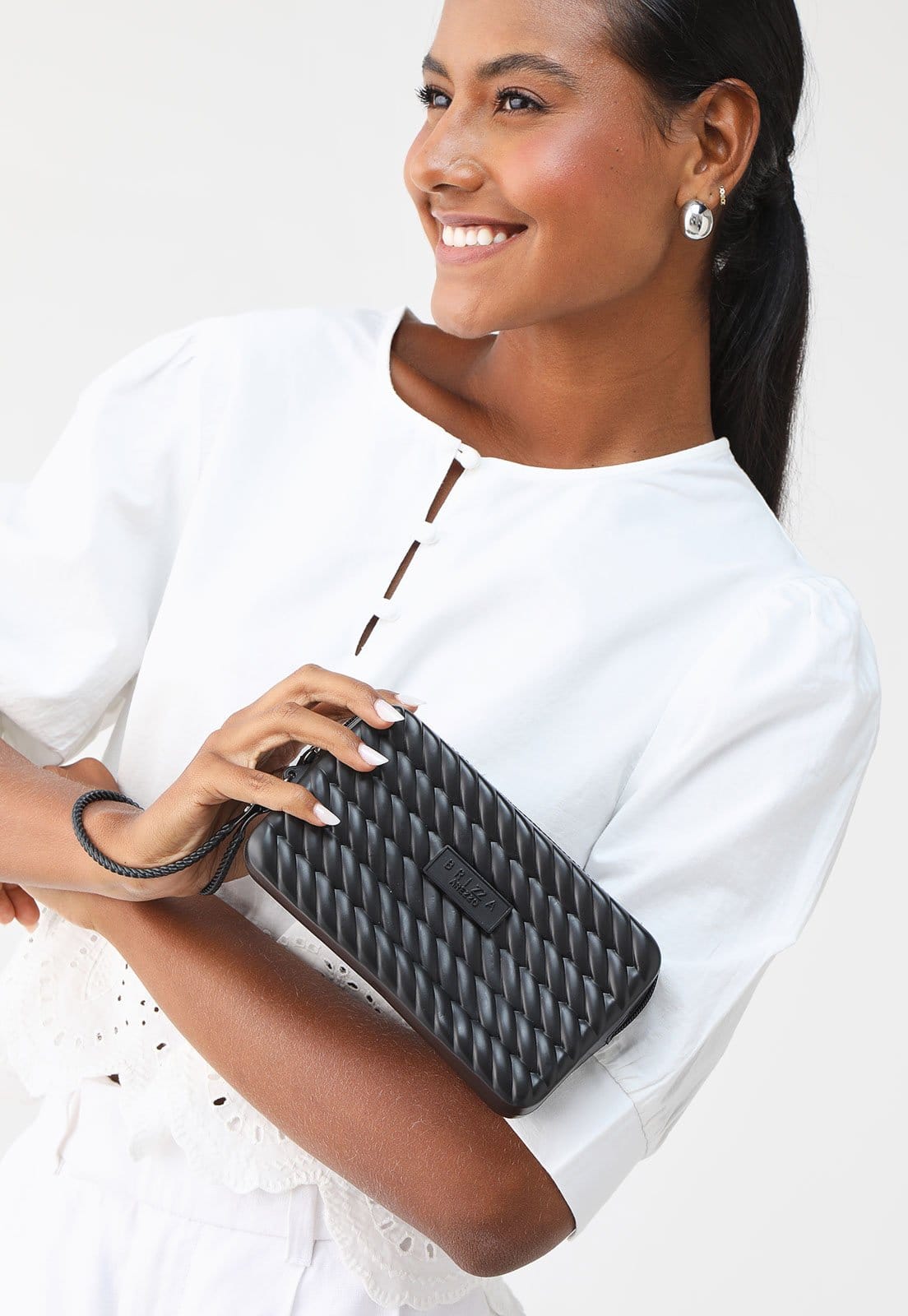 Bolsa Brizza Arezzo Trançada Preta