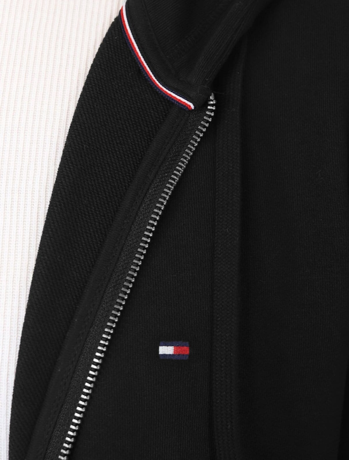 Vista 2 Moletom Tommy Hilfiger Masculino Flag Logo Zip-Through Hoody Preta Tommy Hilfiger preto