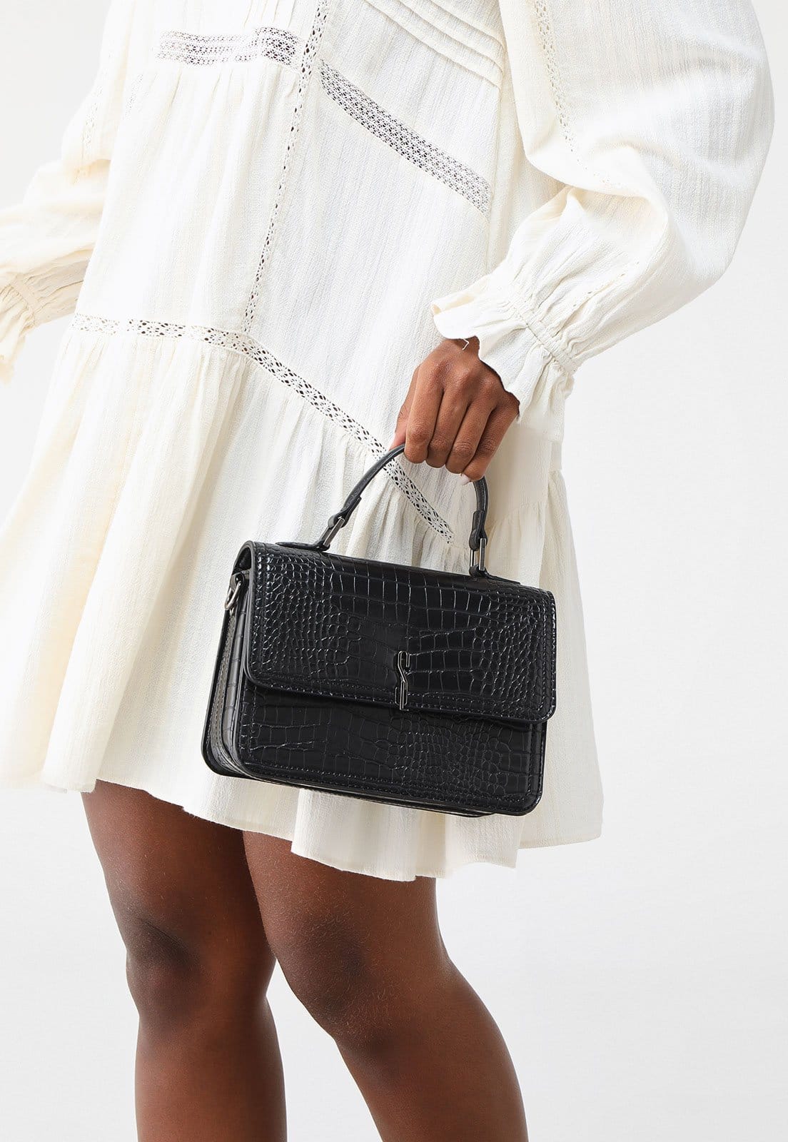 Vista principal Bolsa Tiracolo Santa Lolla Croco Preta Santa Lolla preto