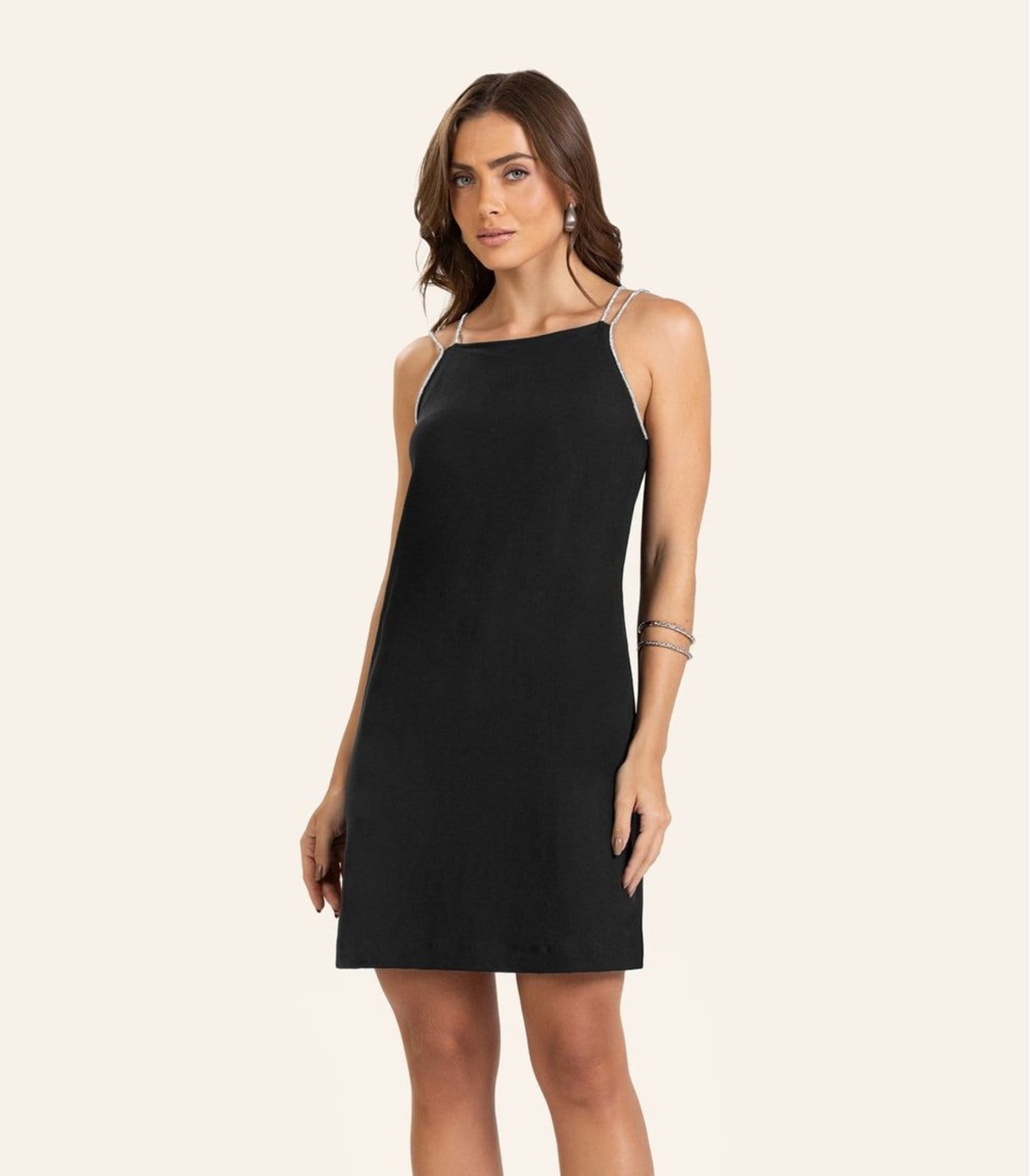 Vista 2 Vestido Feminino Curto Endless Endless preto