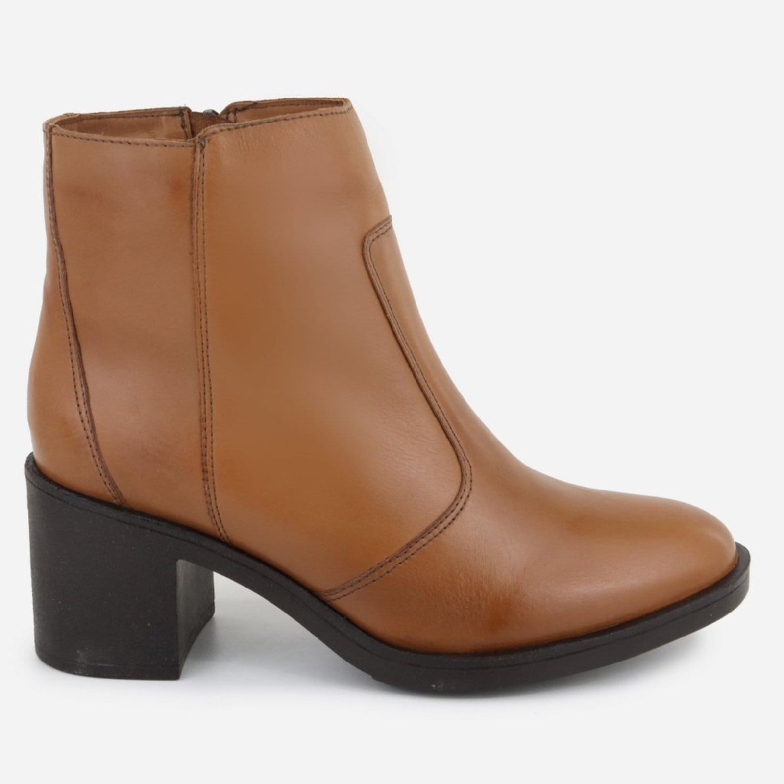 Vista 2 Bota em Couro Cano Curto Lisa Maria Paula Conforto Rusty MARIA PAULA caramelo