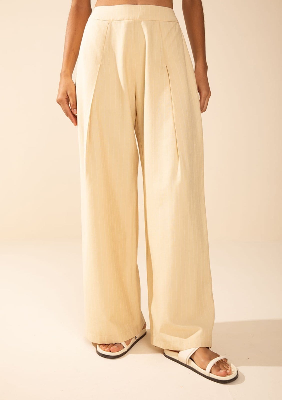 Vista 2 Calça Morena Rosa Wide Alta Amarelo Morena Rosa amarelo rosa