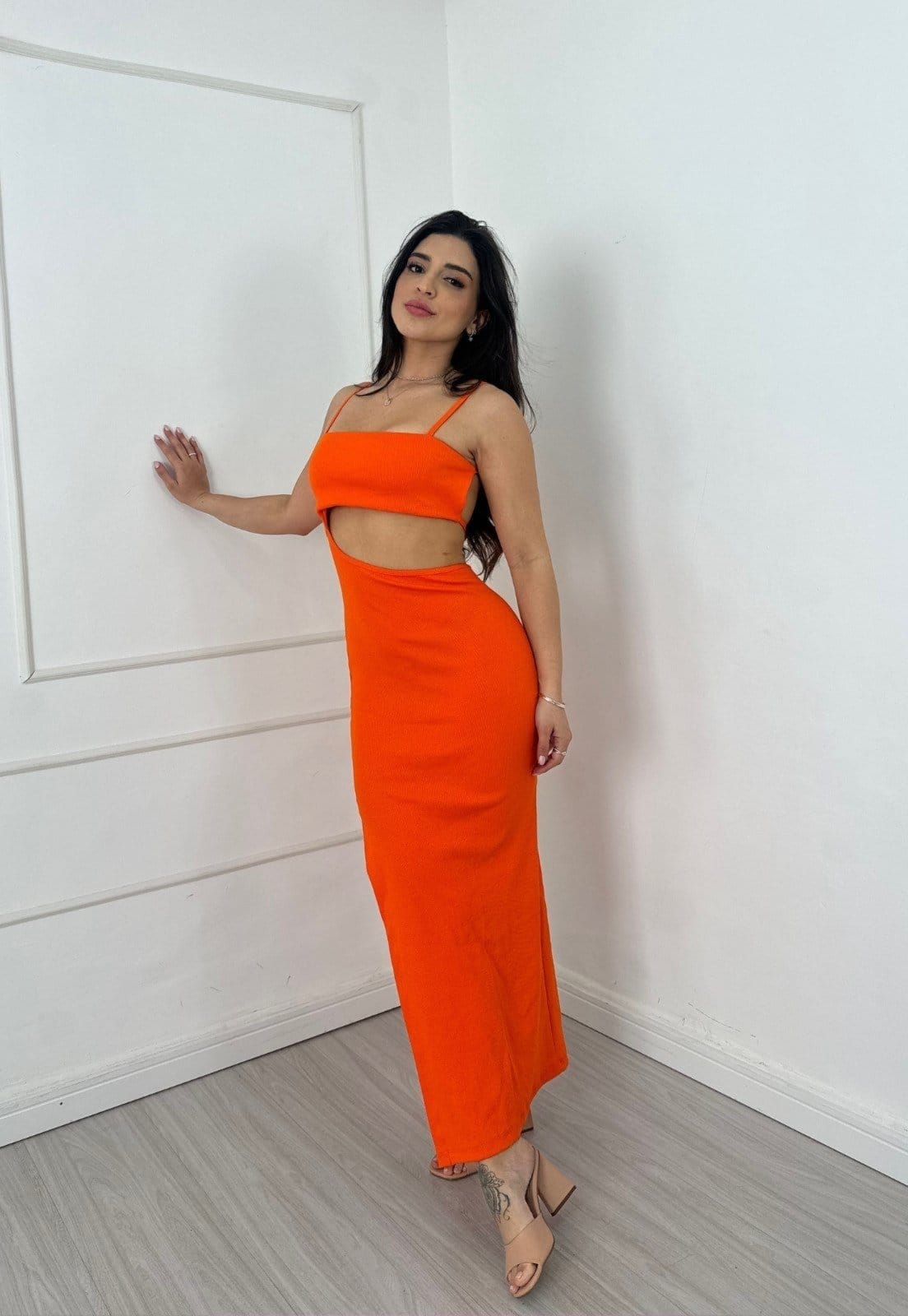 Vestido Longuete Canelado Midi tubinho Agnes Abertura Lateral