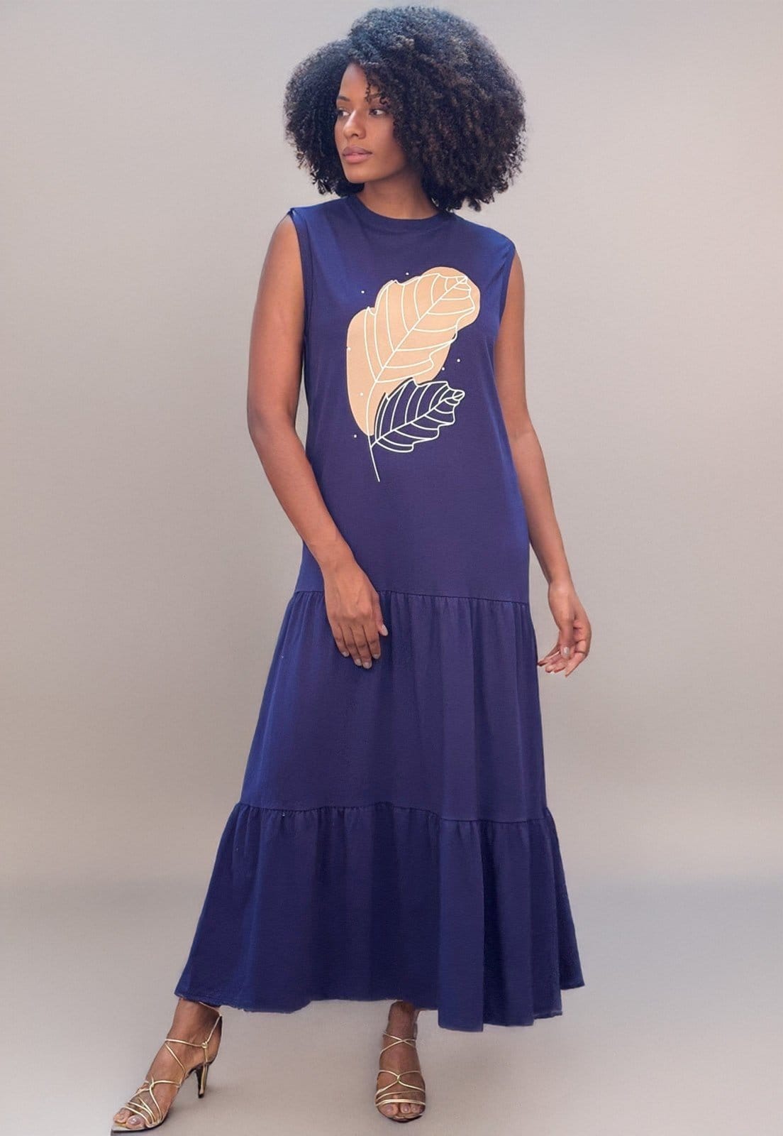 Vista 2 Vestido Cabanafree Longo Regata Curta Folha Cabanafree azul