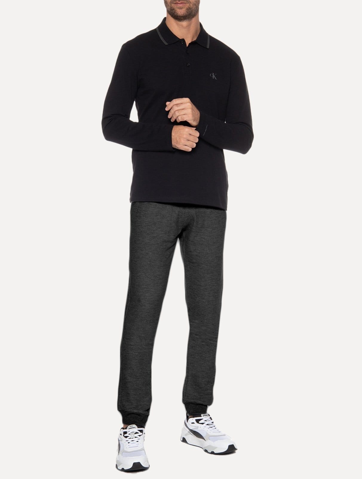 Vista principal Calça Calvin Klein Jeans Masculina Moletom Side New Logo Mescla Calvin Klein grafite