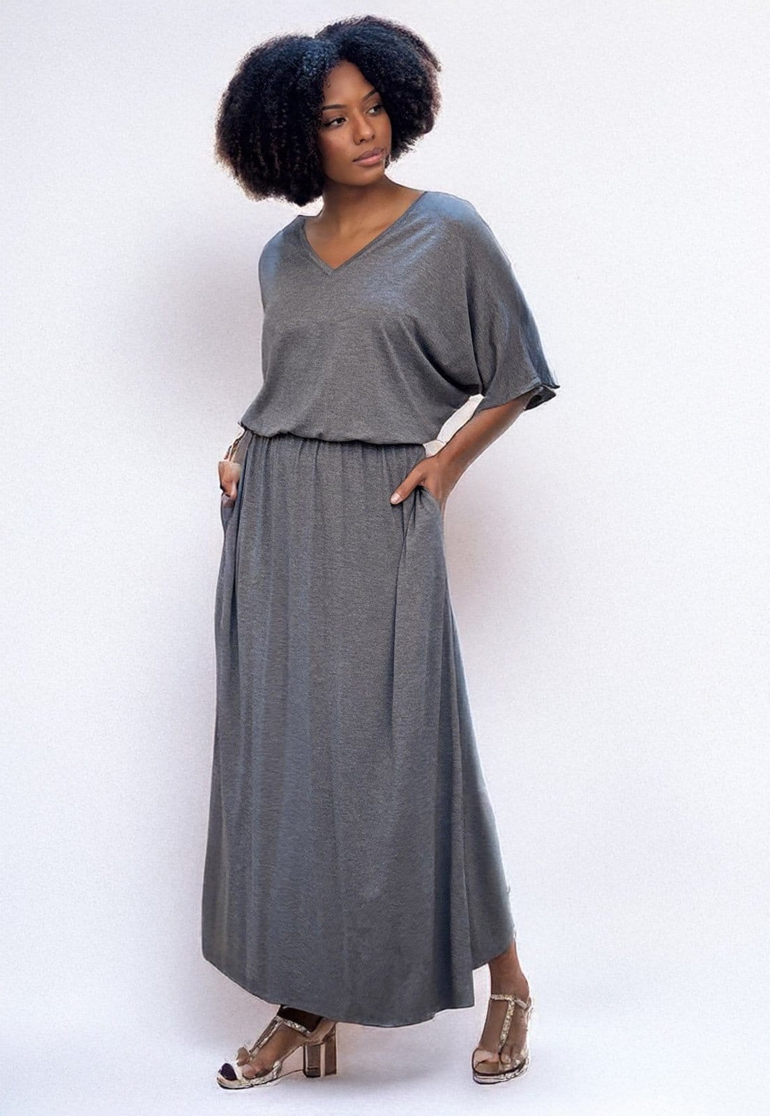 Vista 2 Vestido Longo Plano Estampa Mescla Cabanafree cinza