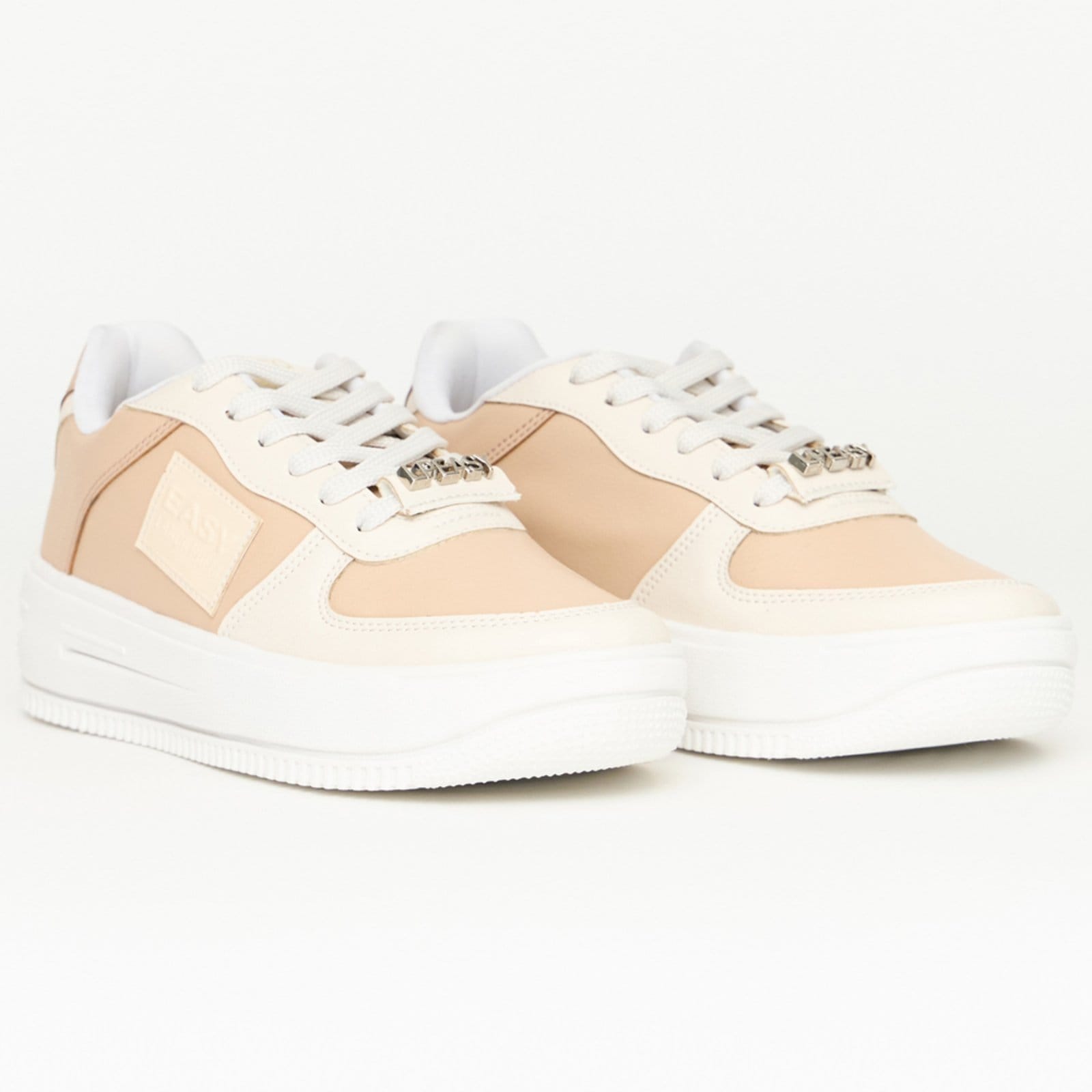 Vista 2 Tênis Easy Lança Perfume Relevo Ou25 Off White Feminino Easy Lança perfume amarelo white