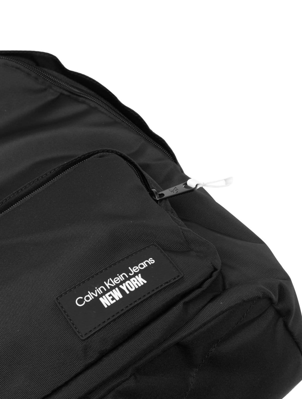 Vista 2 Mochila Calvin Klein Masculina CK Basica Sustainable Preta Calvin Klein preto
