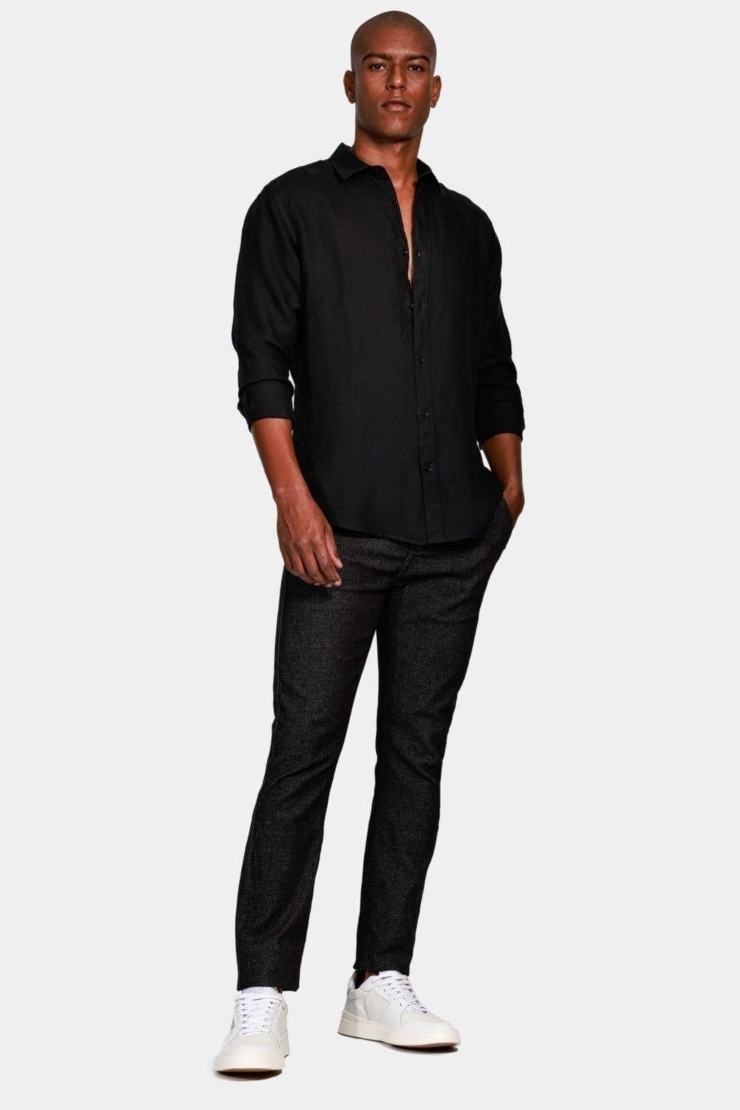 Vista 2 Camisa Aramis Aramis Manga Longa Slim Linho Irlandês Preto Aramis incolor