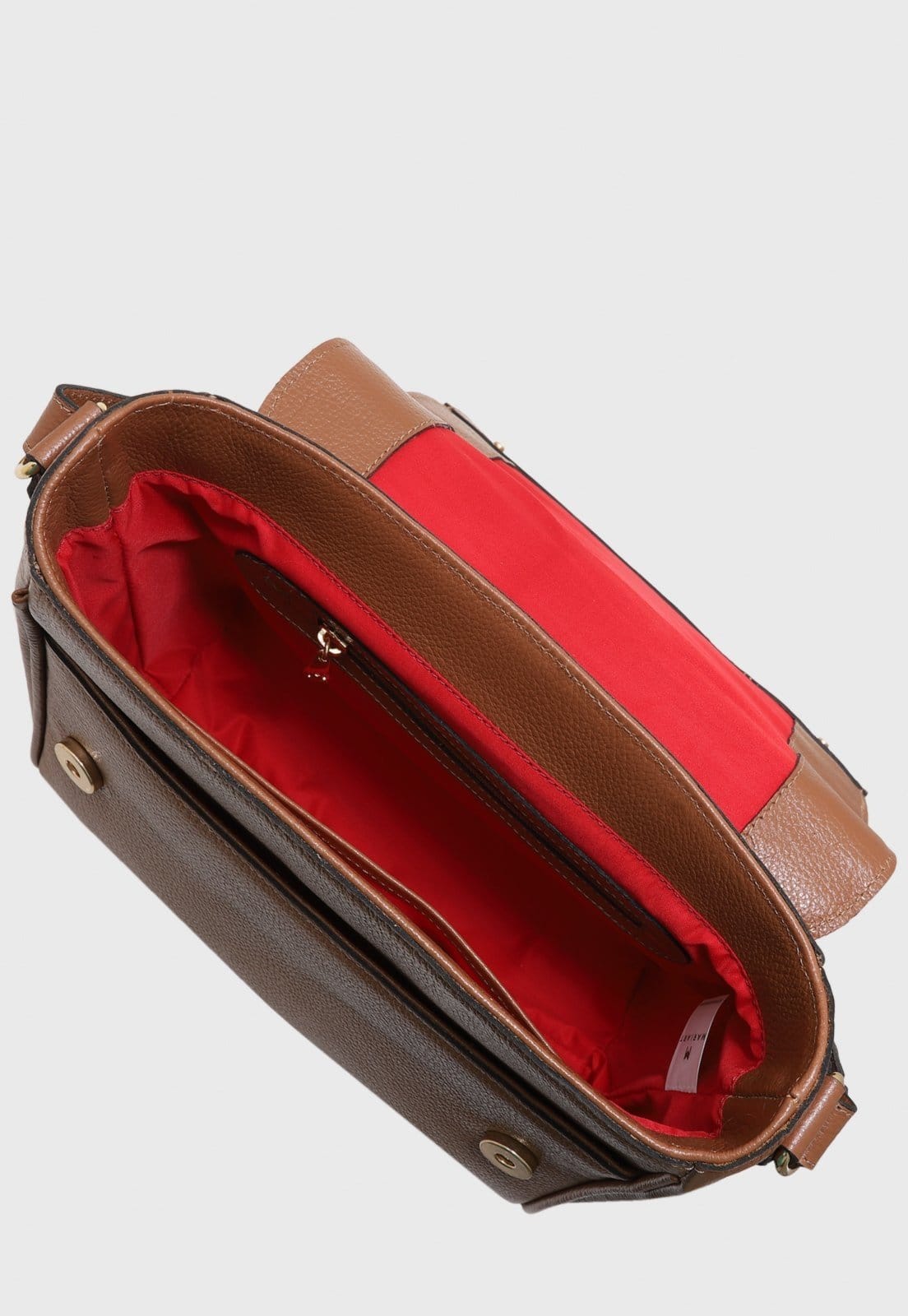 Vista 2 Bolsa Transversal Couro Mariart Sauípe Camel Mariart caramelo
