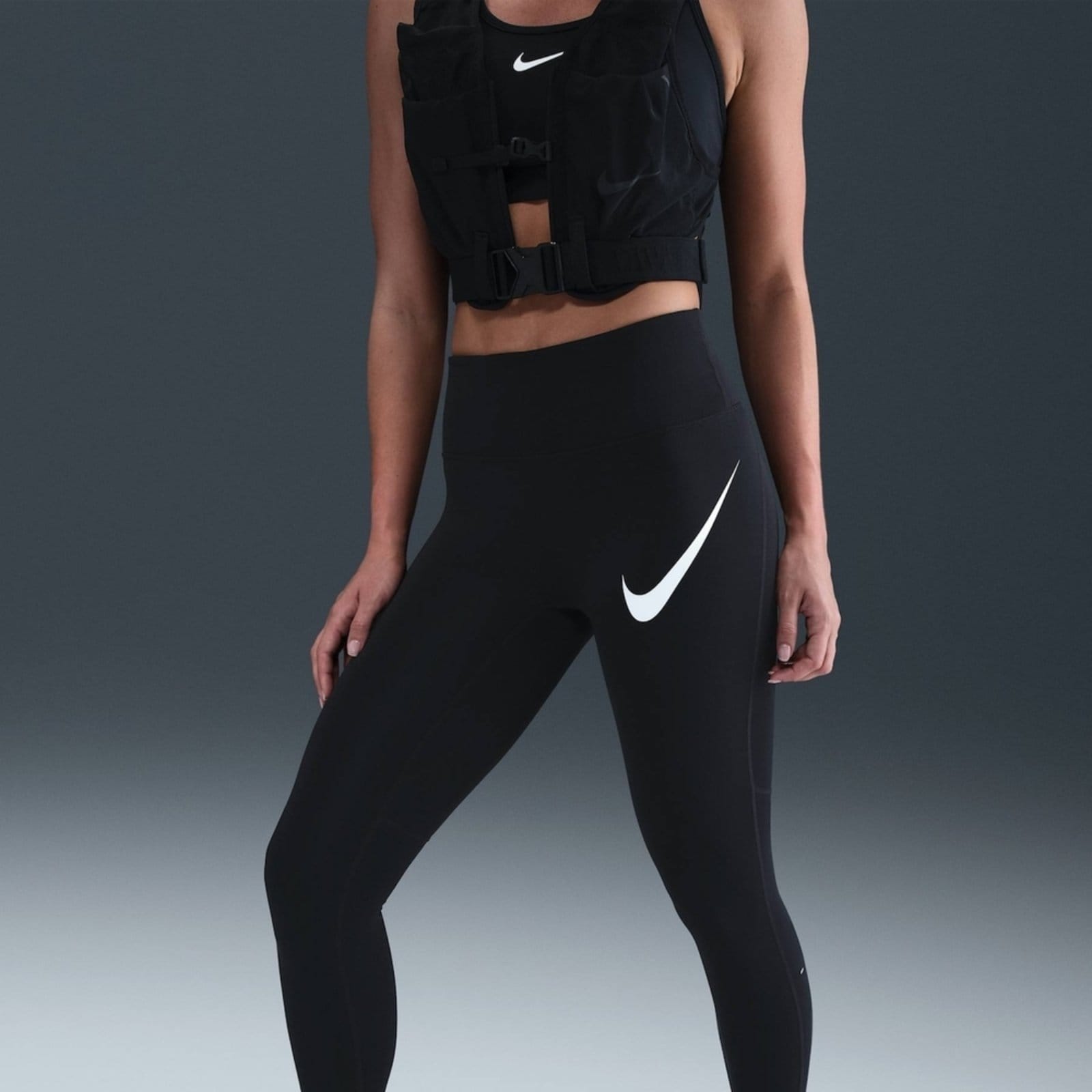Legging Dri-FIT Nike Swoosh Feminina - 2