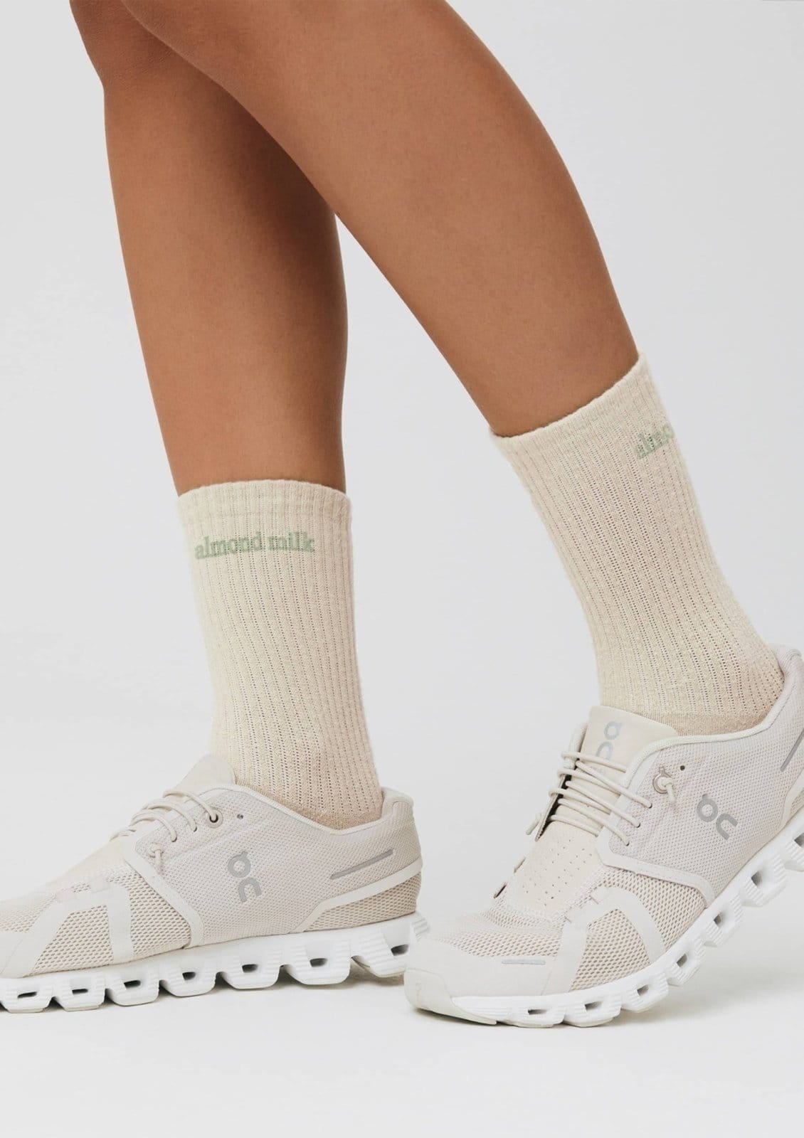 Kit 2 Meias Esportivas Feminina Cano Alto Hering