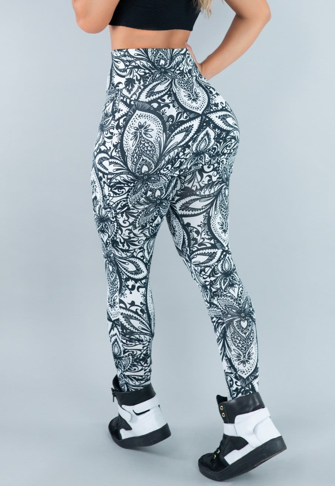 Vista 2 Calça Legging MVB Modas Saia Tapa Bumbum Mandala Mvb Modas branco/preto