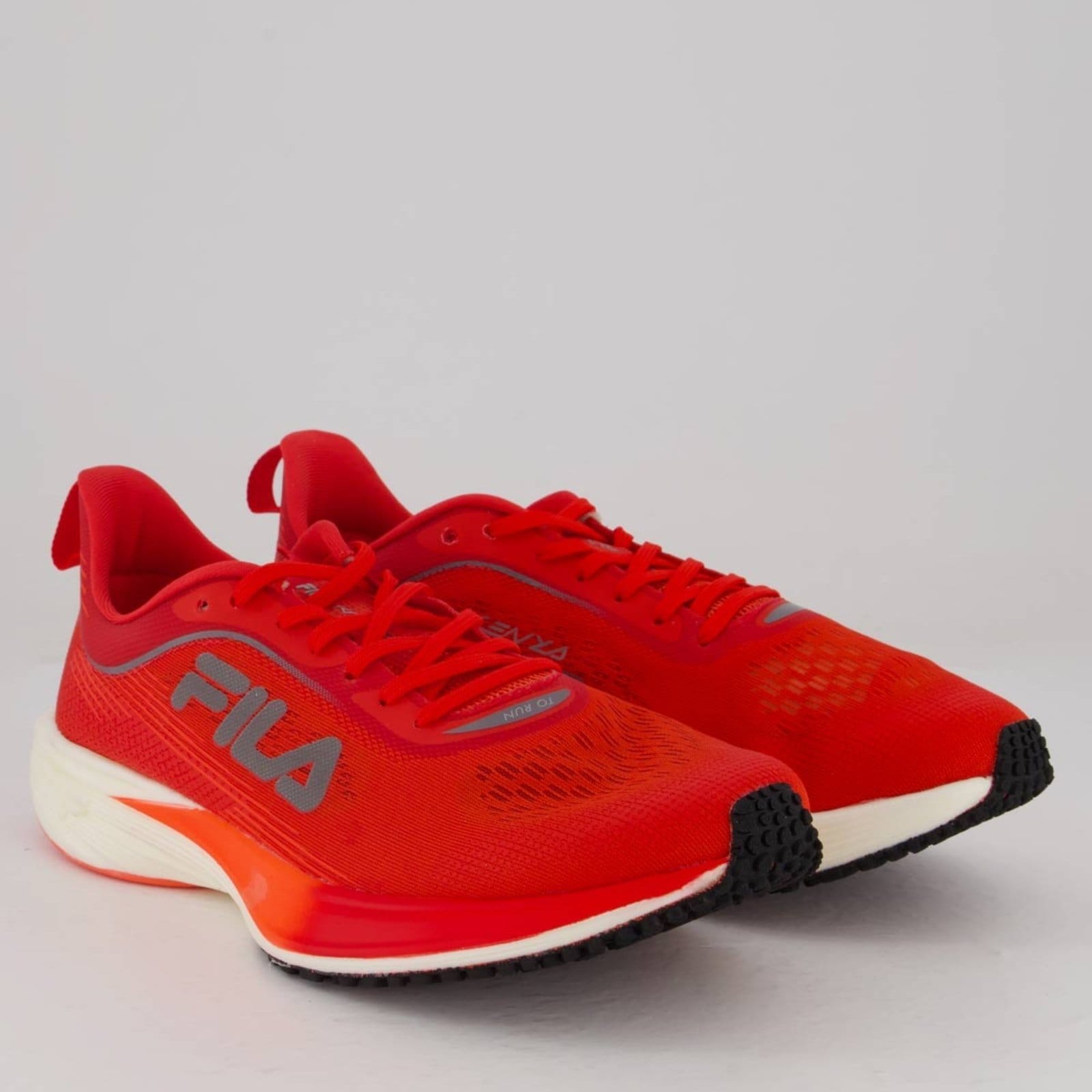Vista 2 Tênis Fila KR6 Frame e Preto Fila vermelho