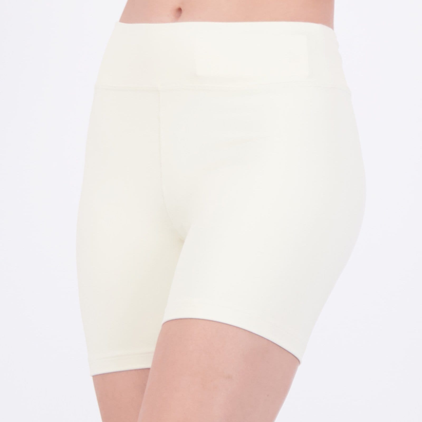 Vista principal Bermuda Fila Flat Life II Feminina Creme Claro Fila bege