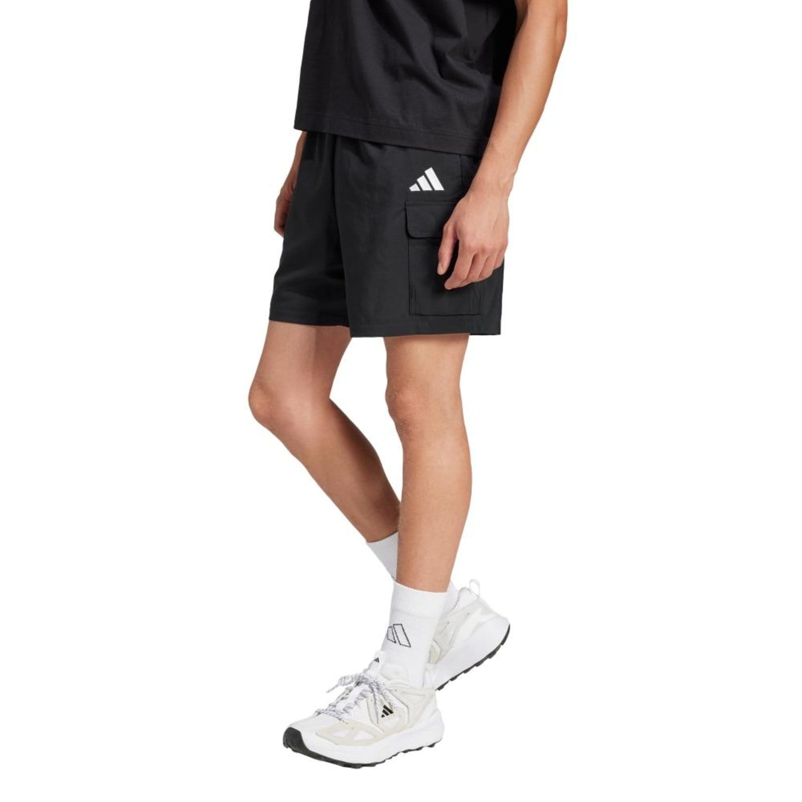 Shorts Cargo Chelsea Essentials Logo Pequeno adidas Sportswear